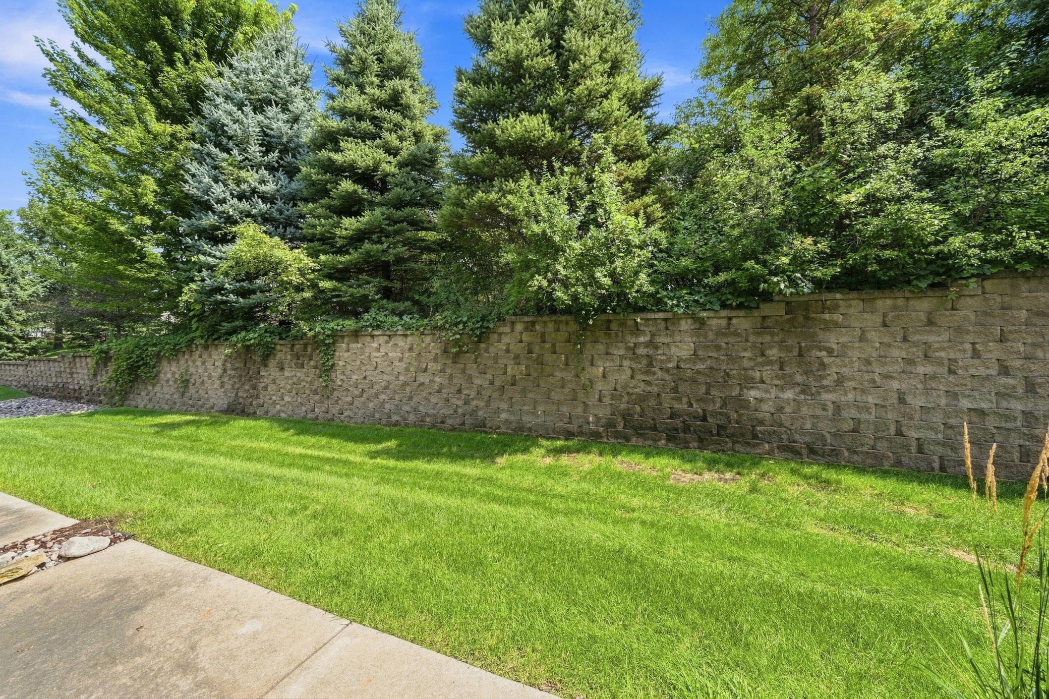14535 Quebec Avenue Property Photo 34