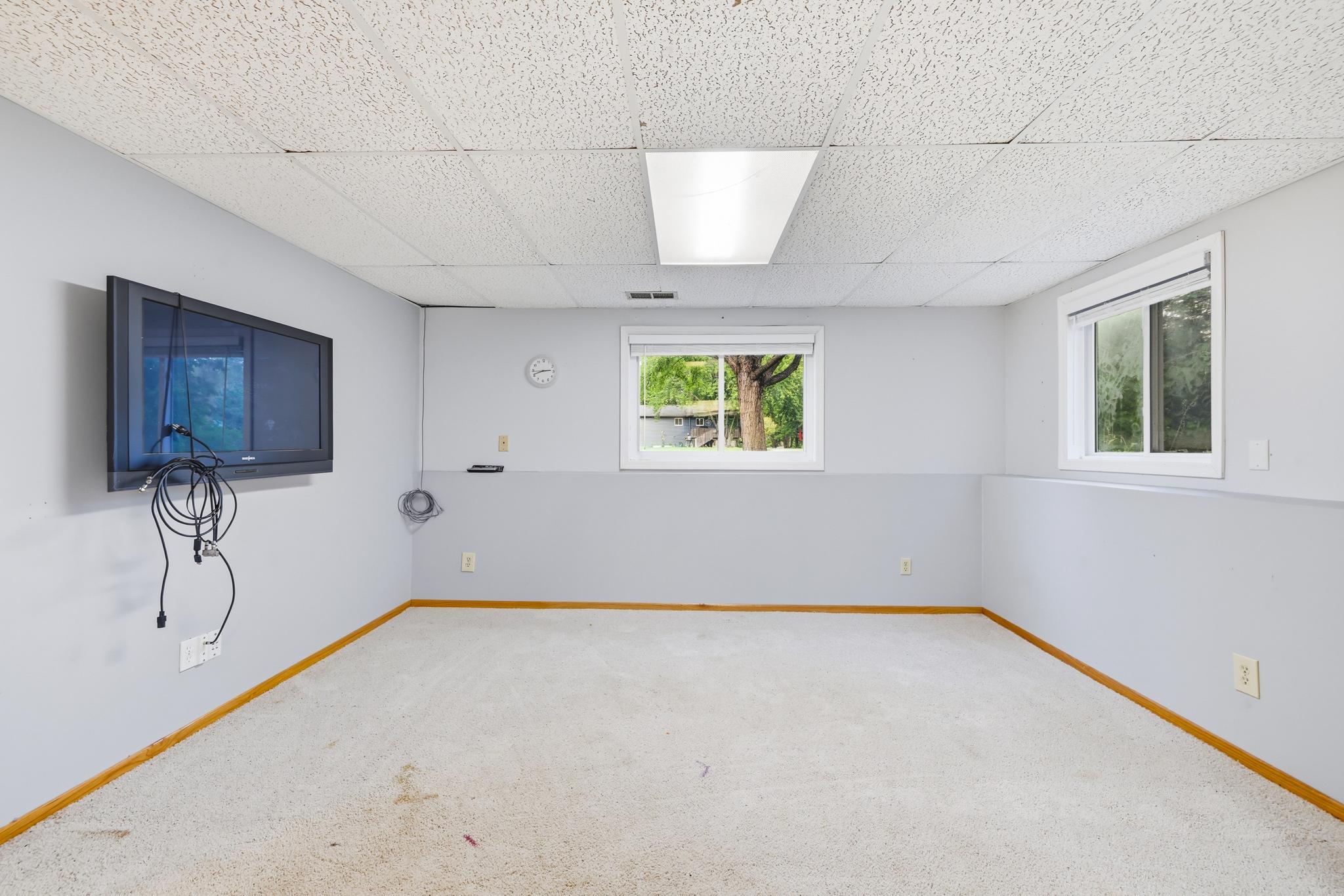 9149 Page Avenue Ne Property Photo 14