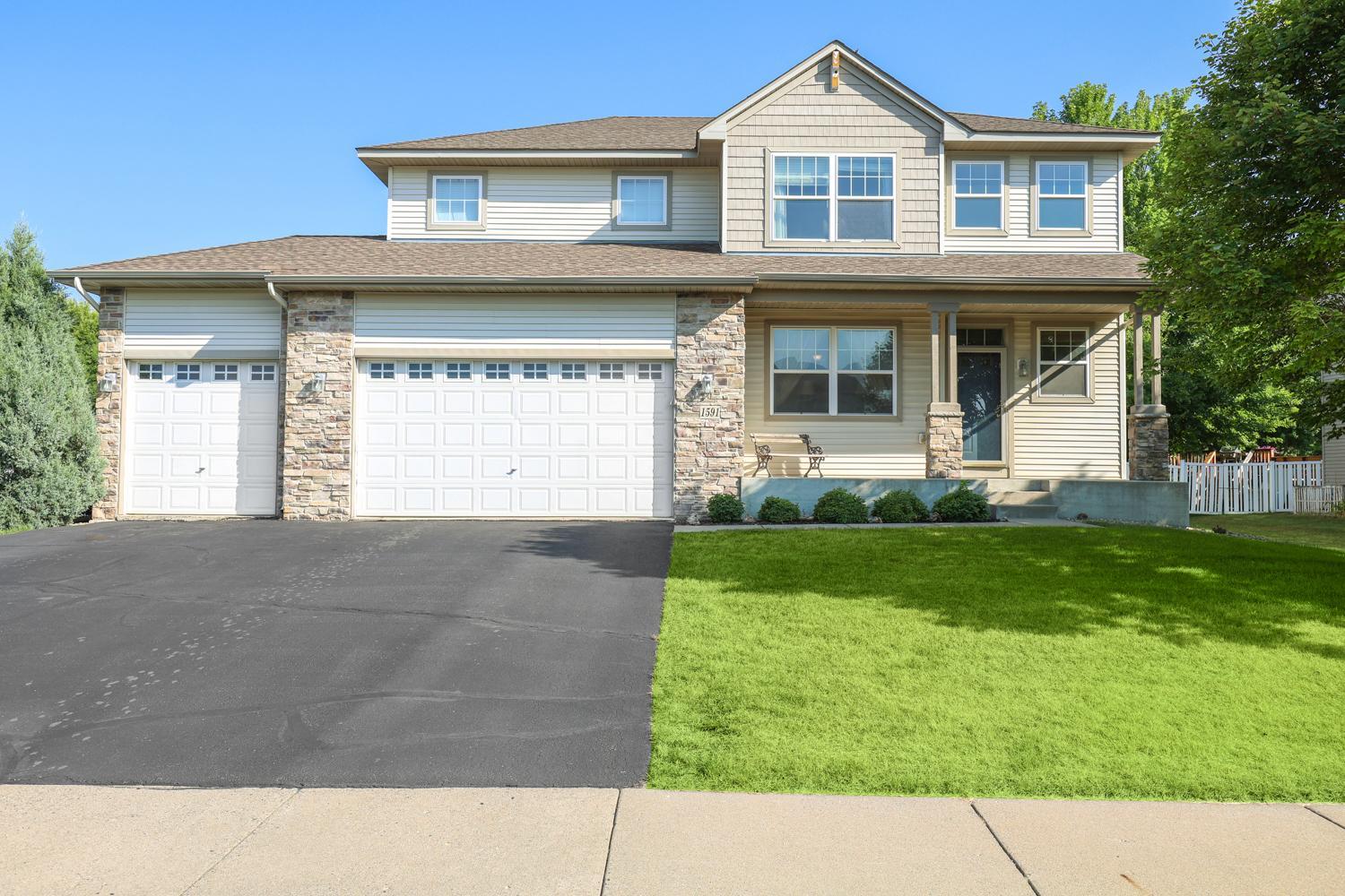 1591 140th Street W Property Photo 3