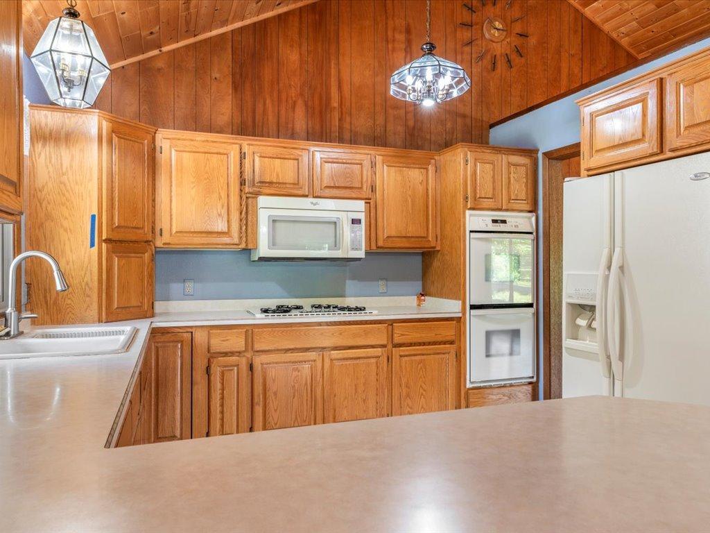 22129 437th Avenue Property Photo 8