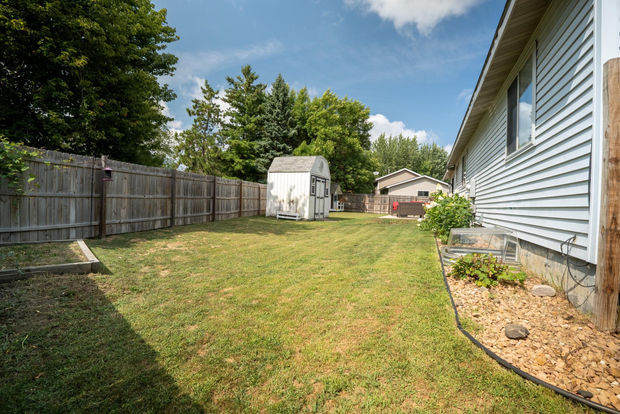 1908 E Golf Course Road Ne Property Photo 26