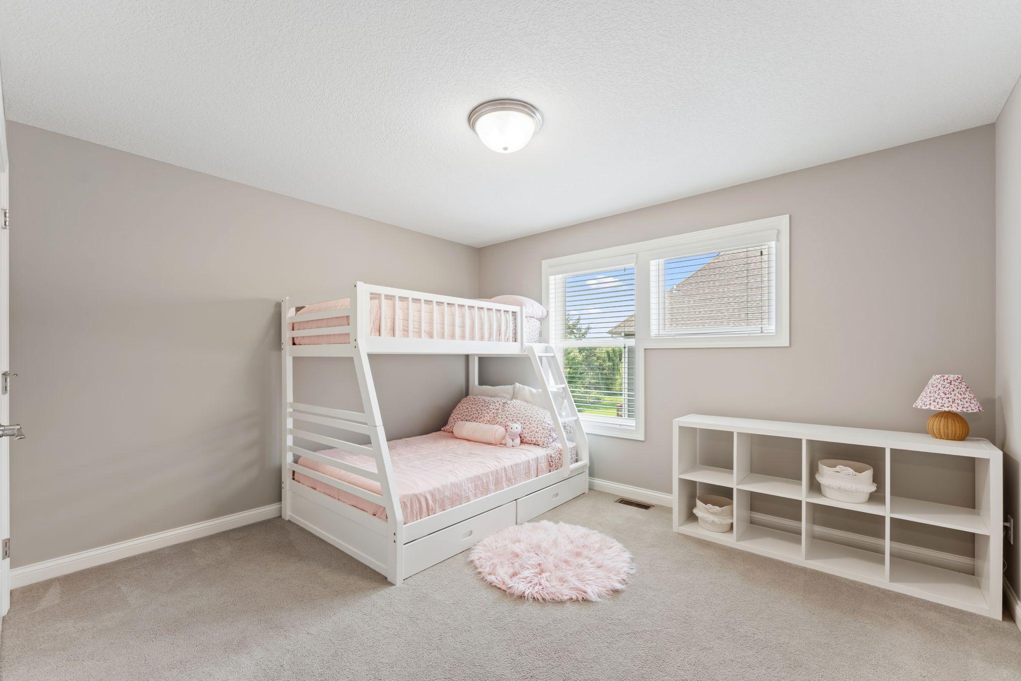 10 Crescent Lane Property Photo 36