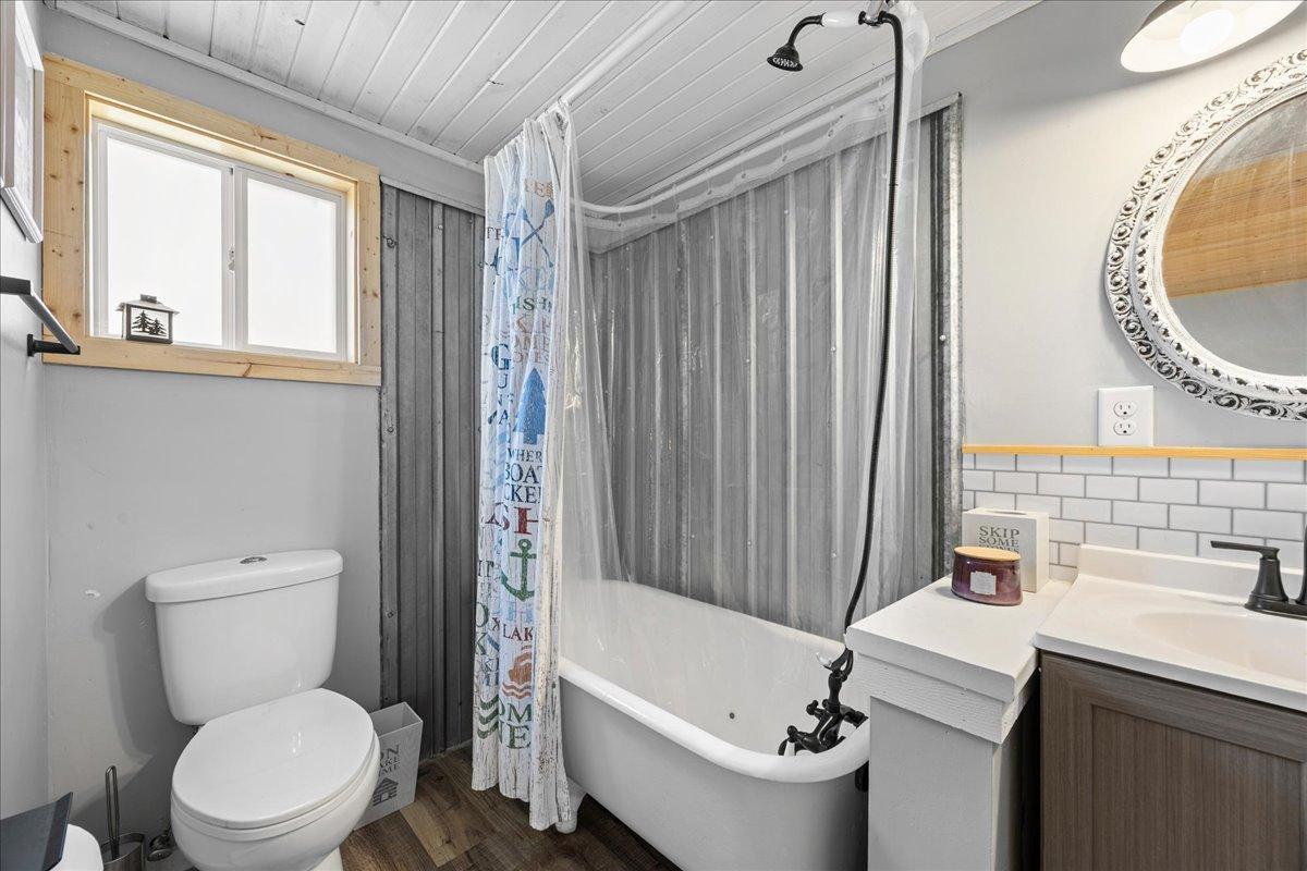 29658 State Road 35 Property Photo 17