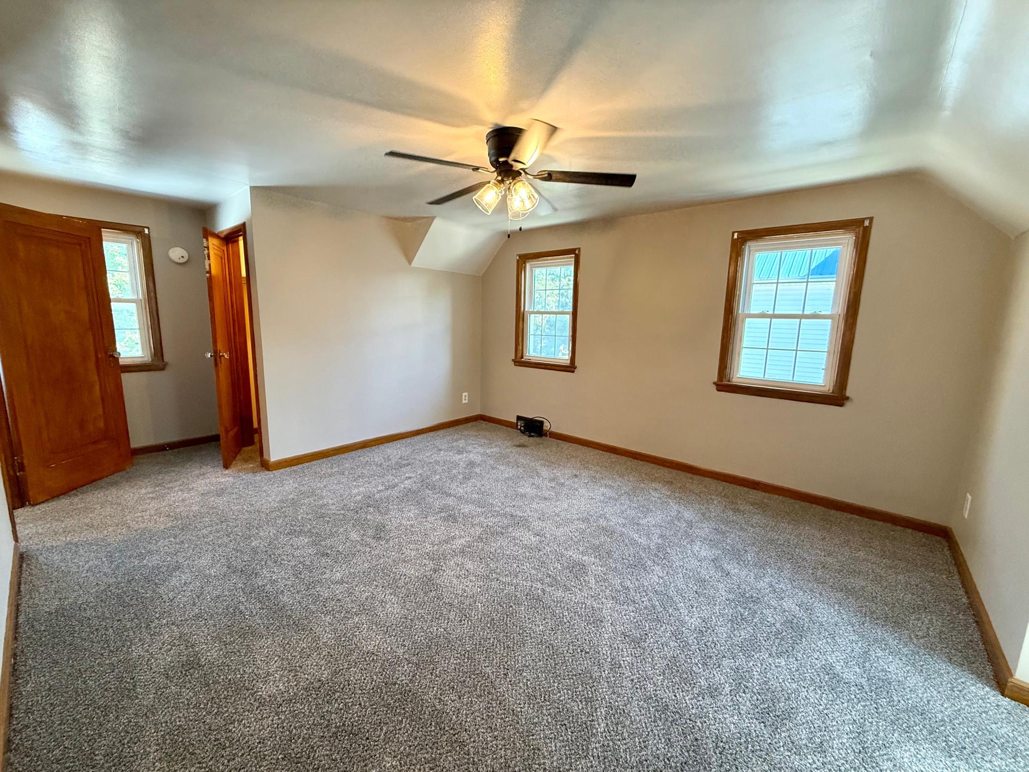 220 2nd Street E Property Photo 19