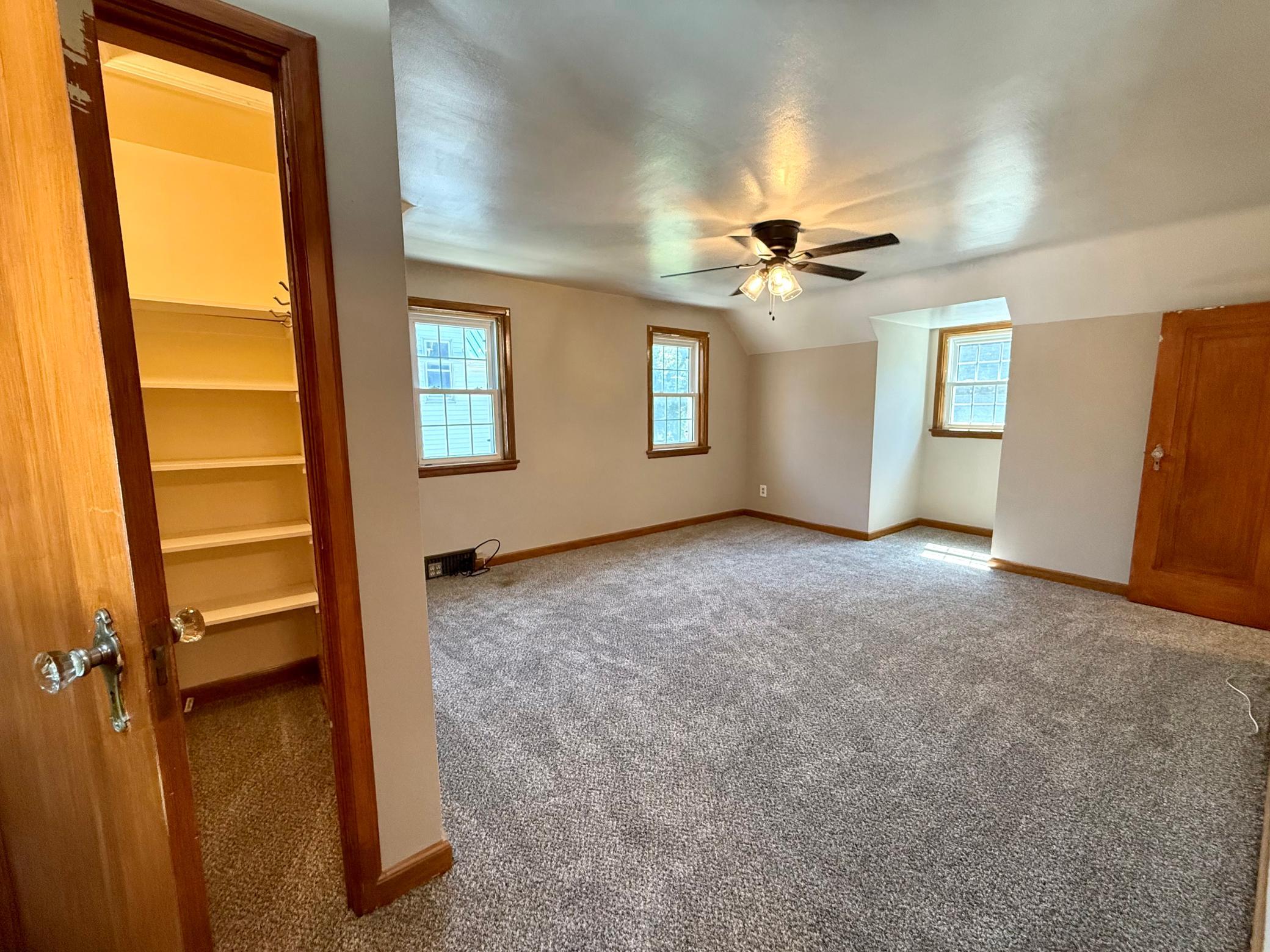 220 2nd Street E Property Photo 19