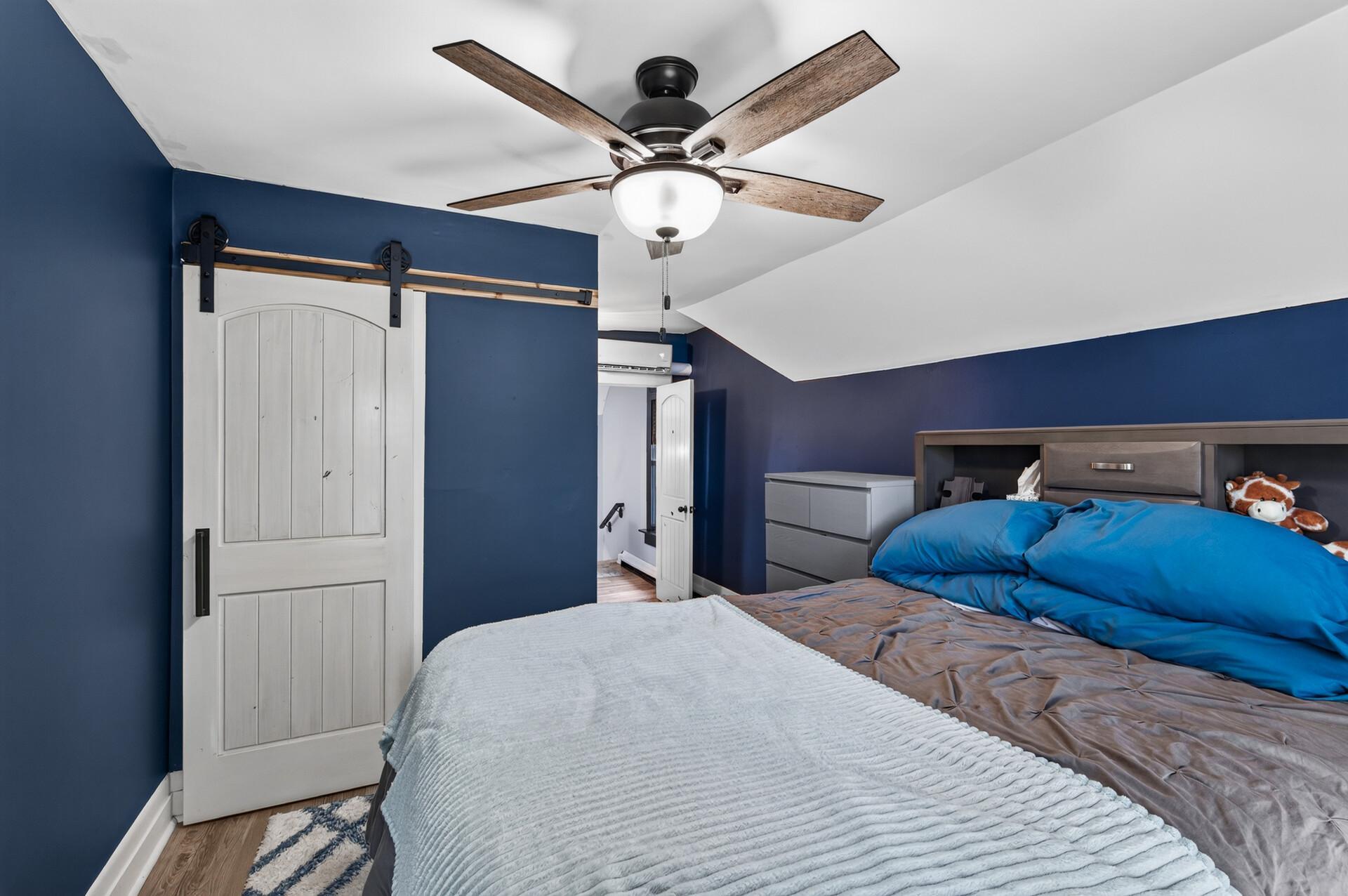 412 Winona Street E Property Photo 20