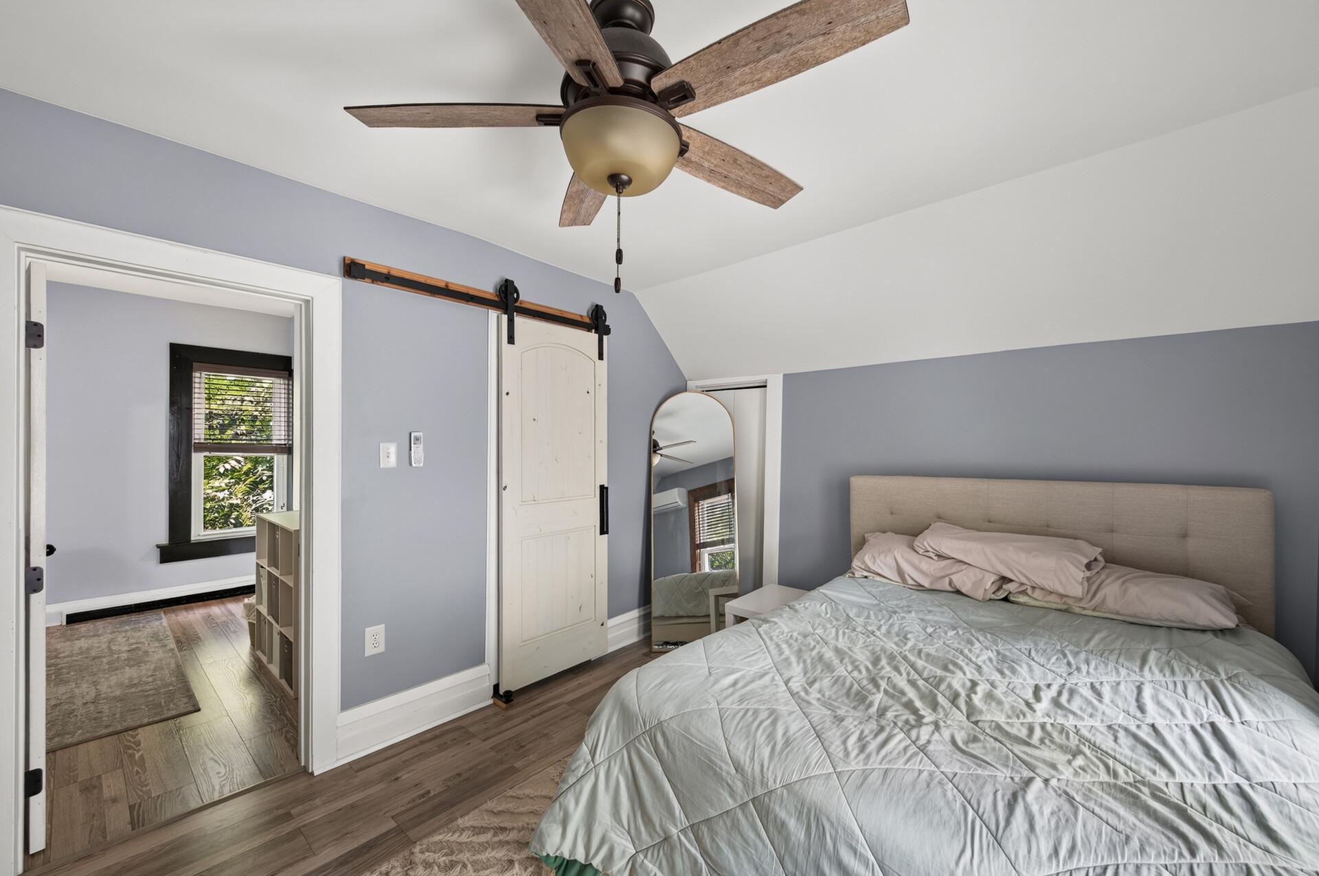 412 Winona Street E Property Photo 23
