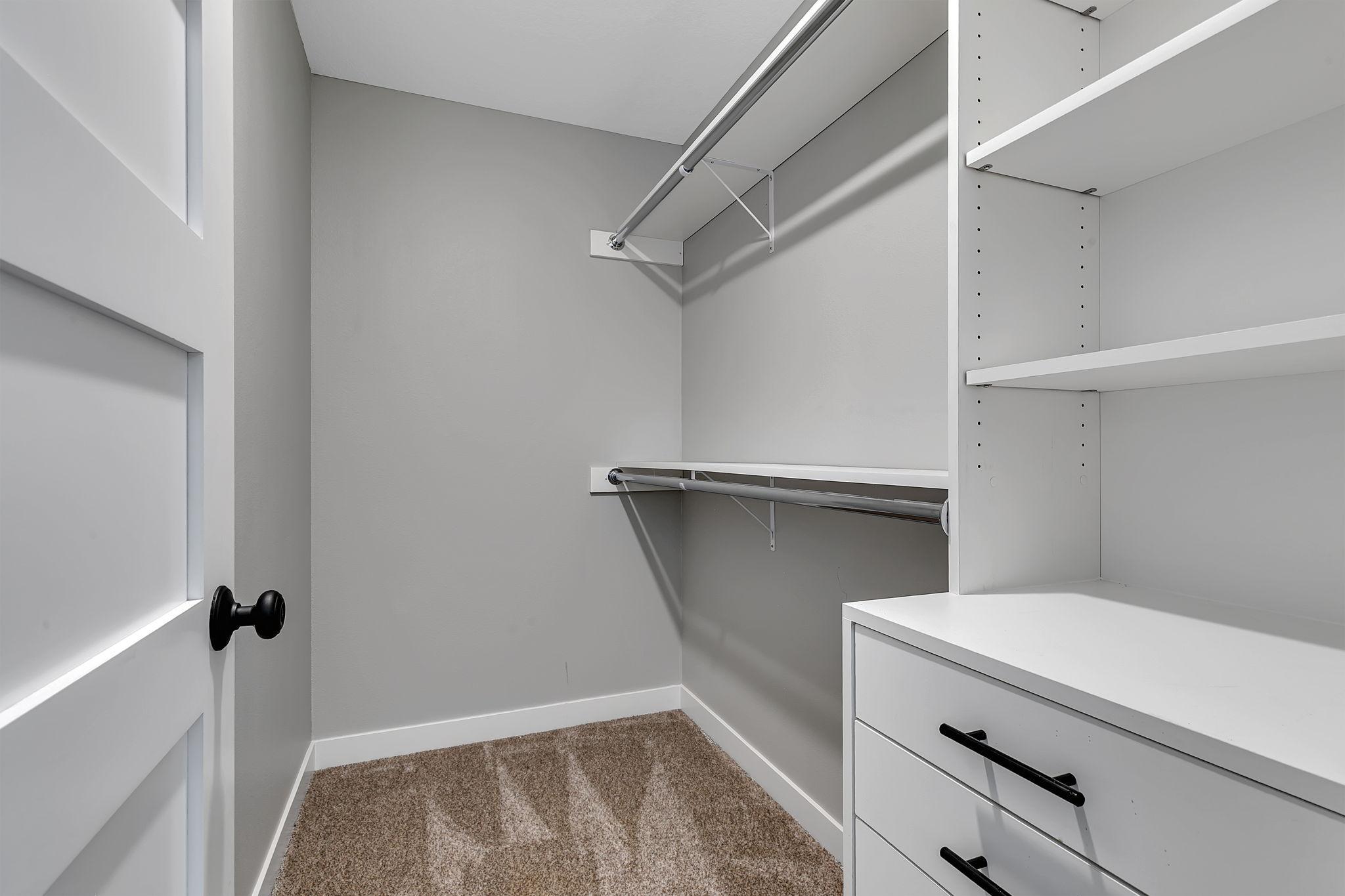 1012 26th Street Loop Property Photo 14