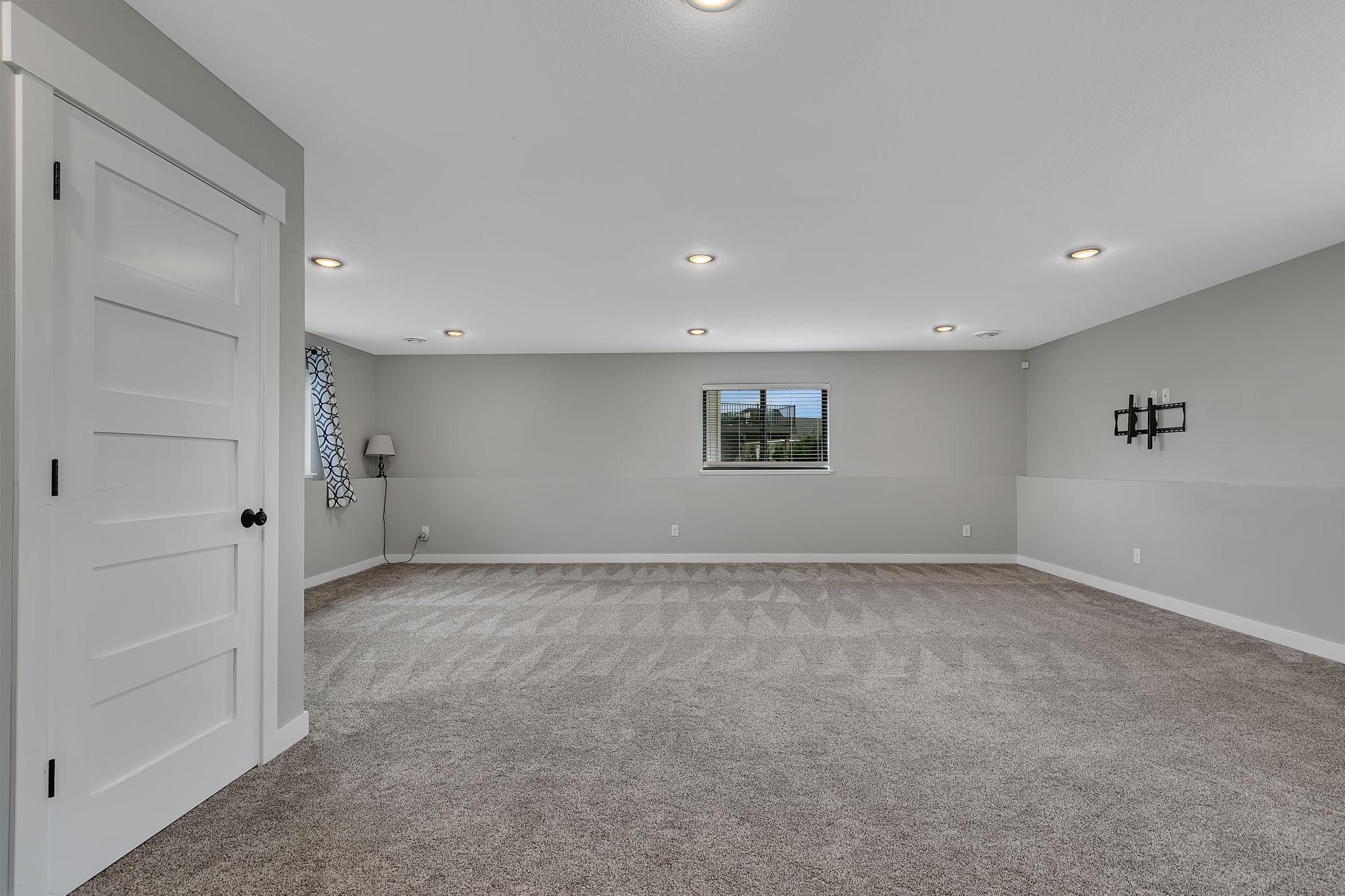 1012 26th Street Loop Property Photo 17