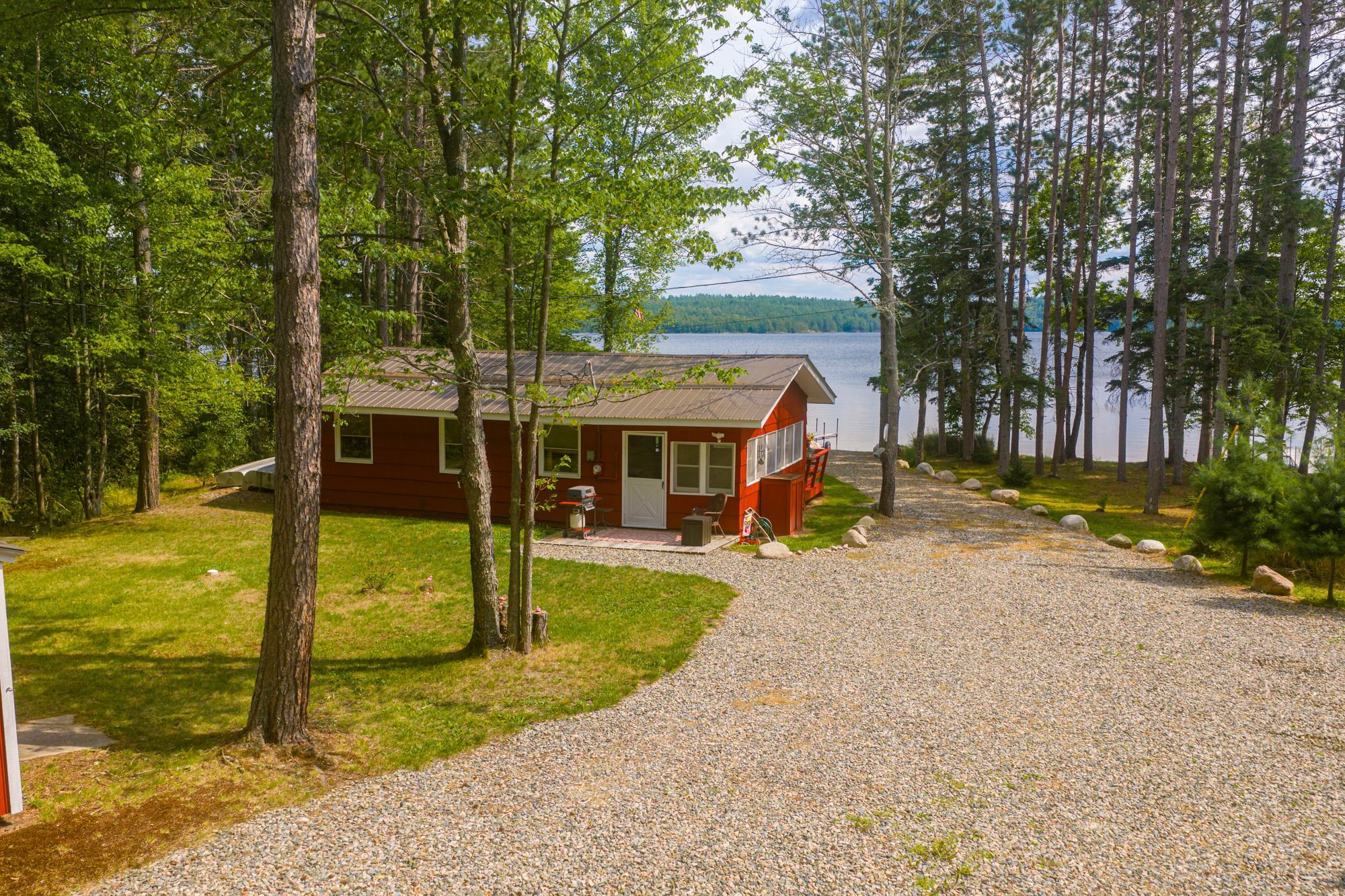3530 North Arm Road Property Photo 10