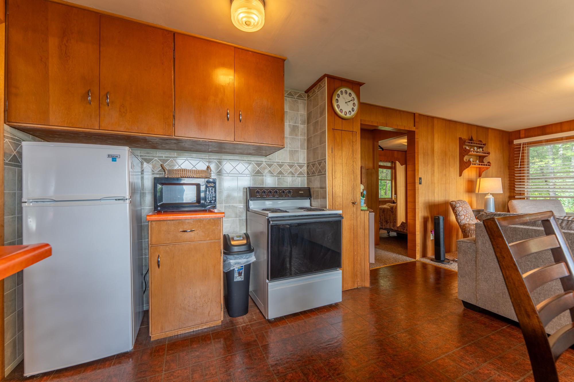 3530 North Arm Road Property Photo 21