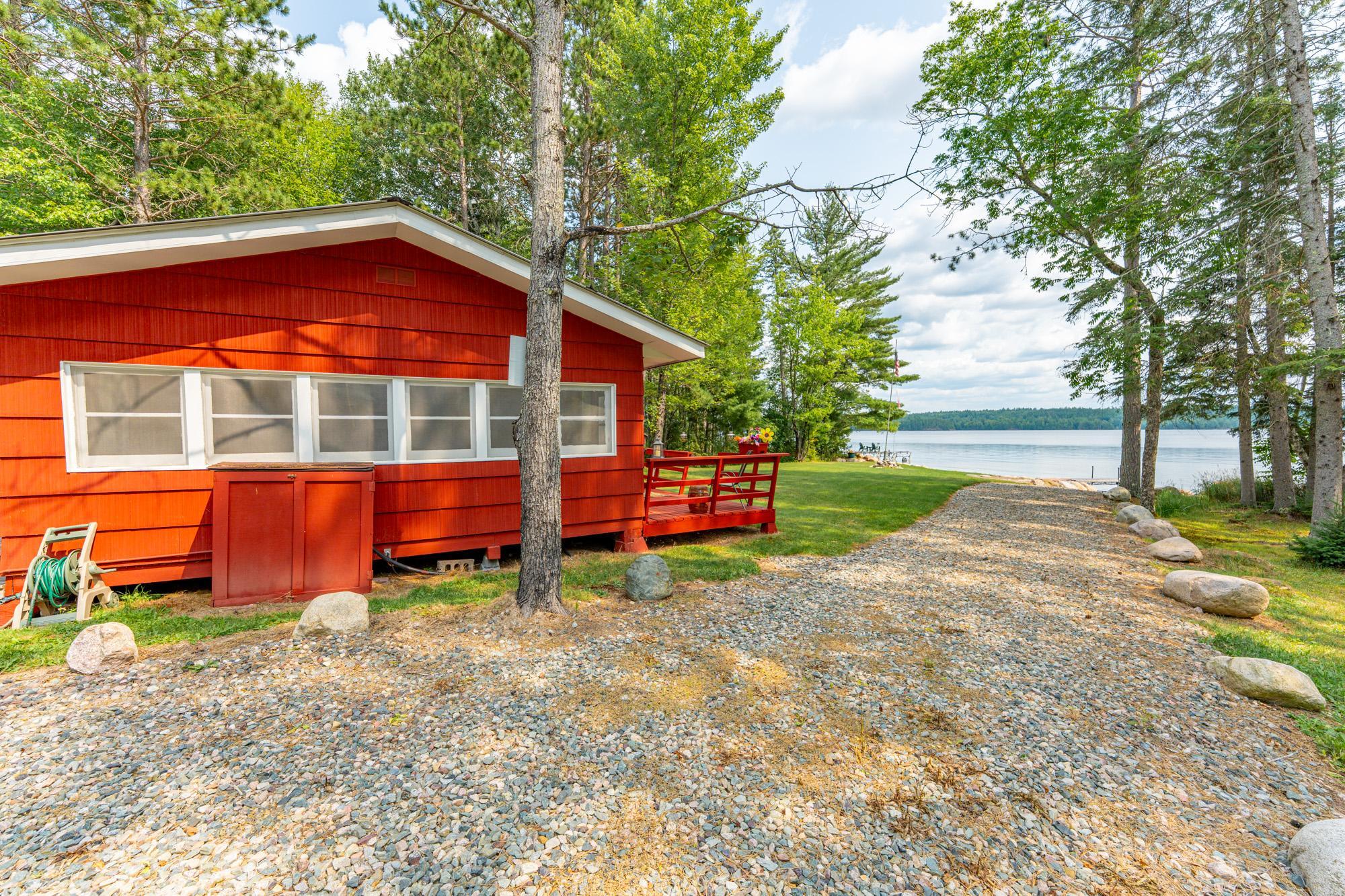 3530 North Arm Road Property Photo 31