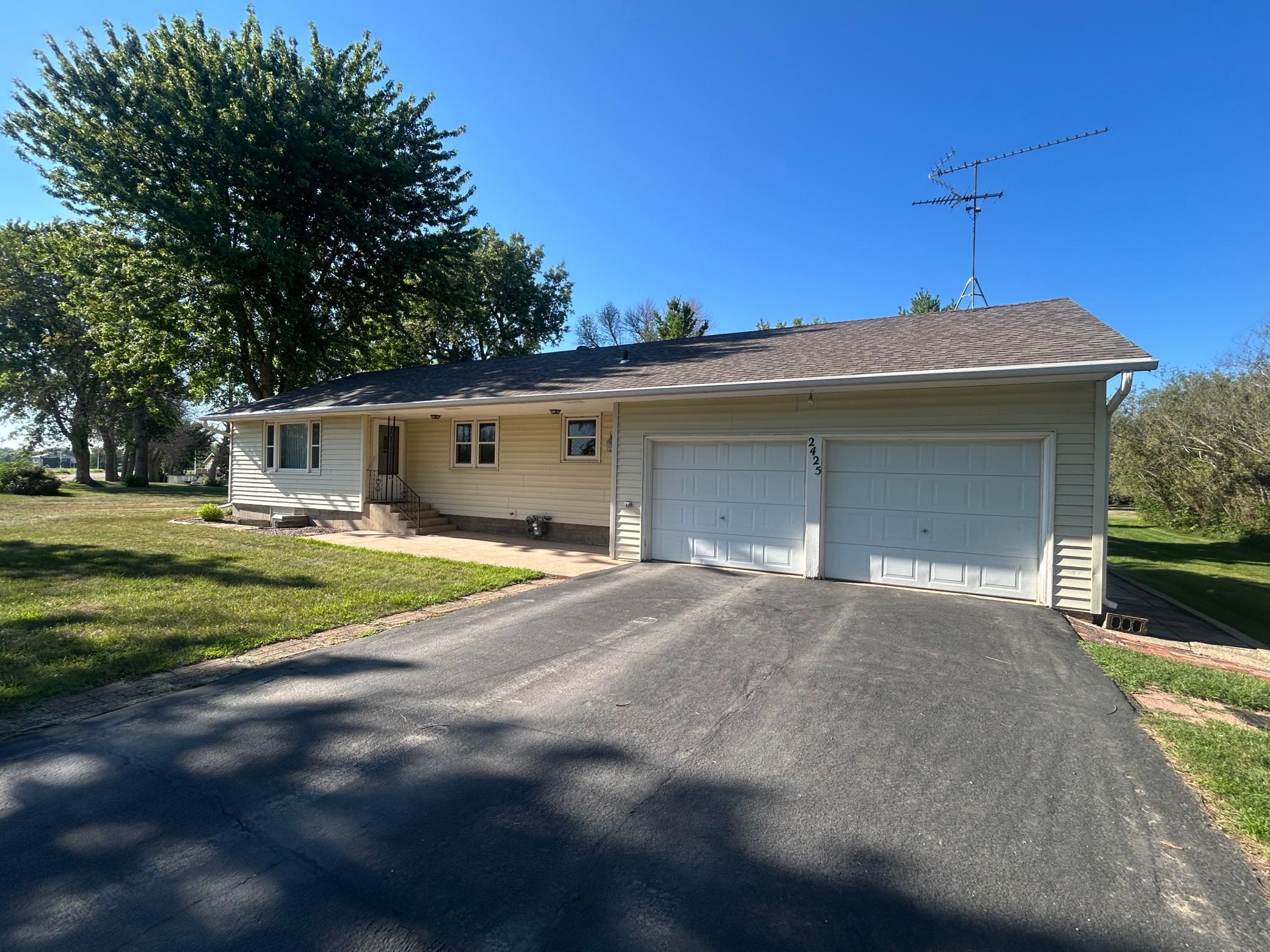 2425 East Avenue Property Photo 1