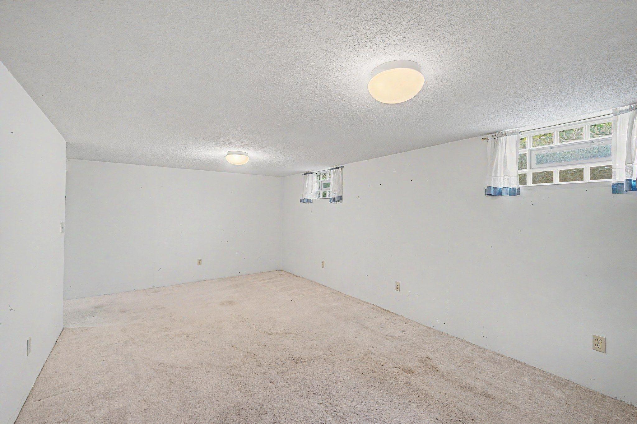 5256 Humboldt Avenue S Property Photo 18