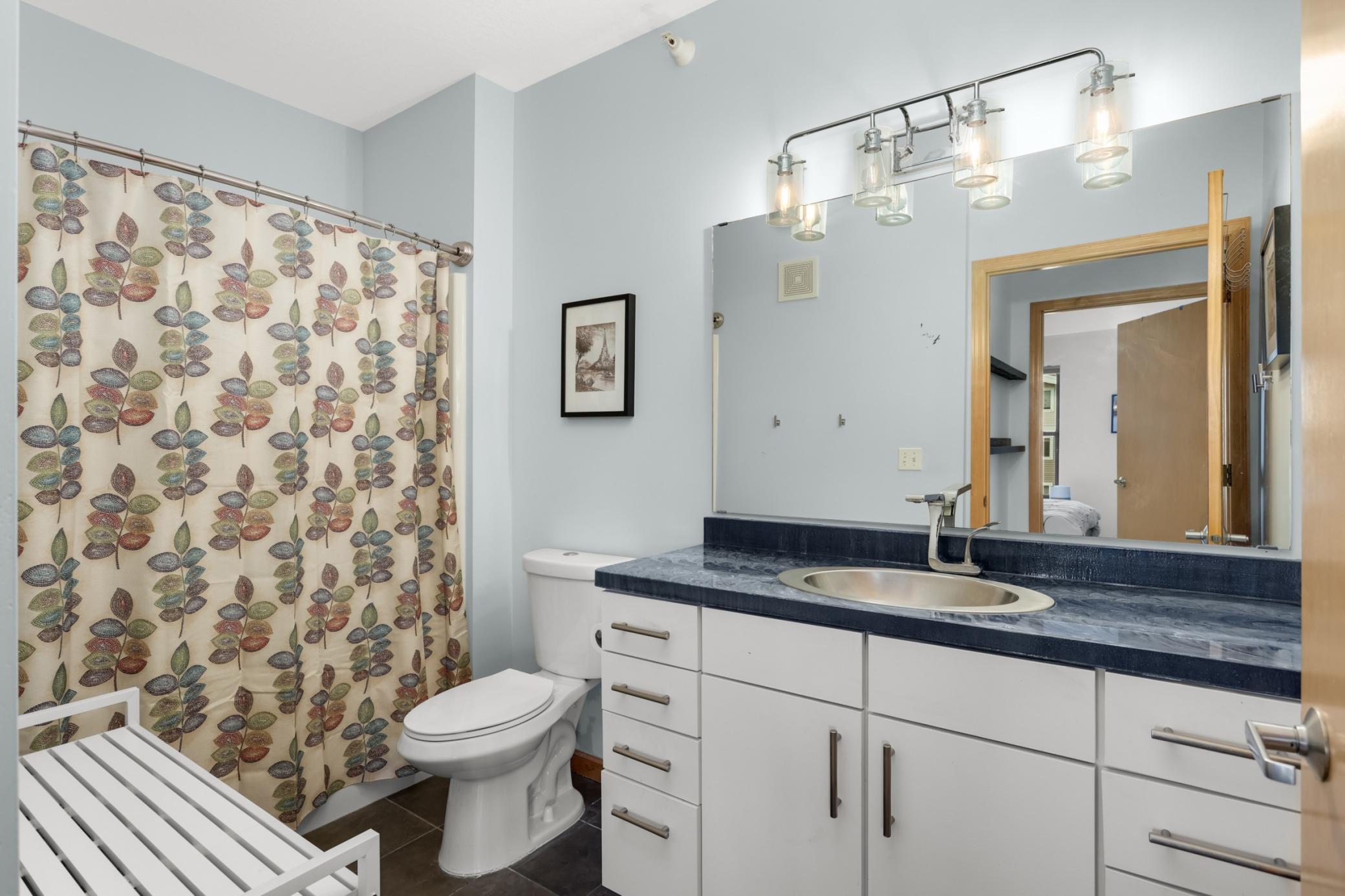 7600 Lyndale Avenue S 312 Property Photo 13