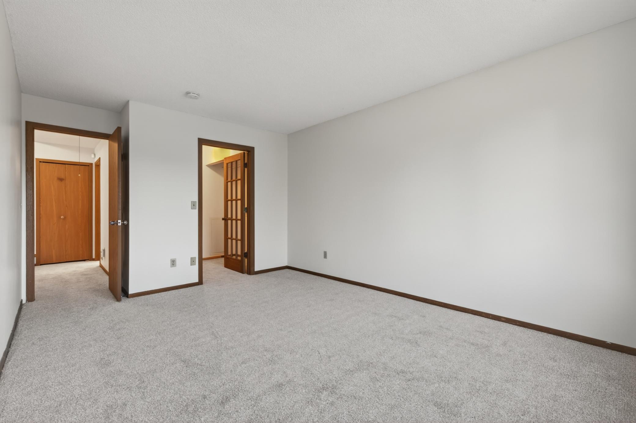 2023 Parkside Drive Property Photo 15
