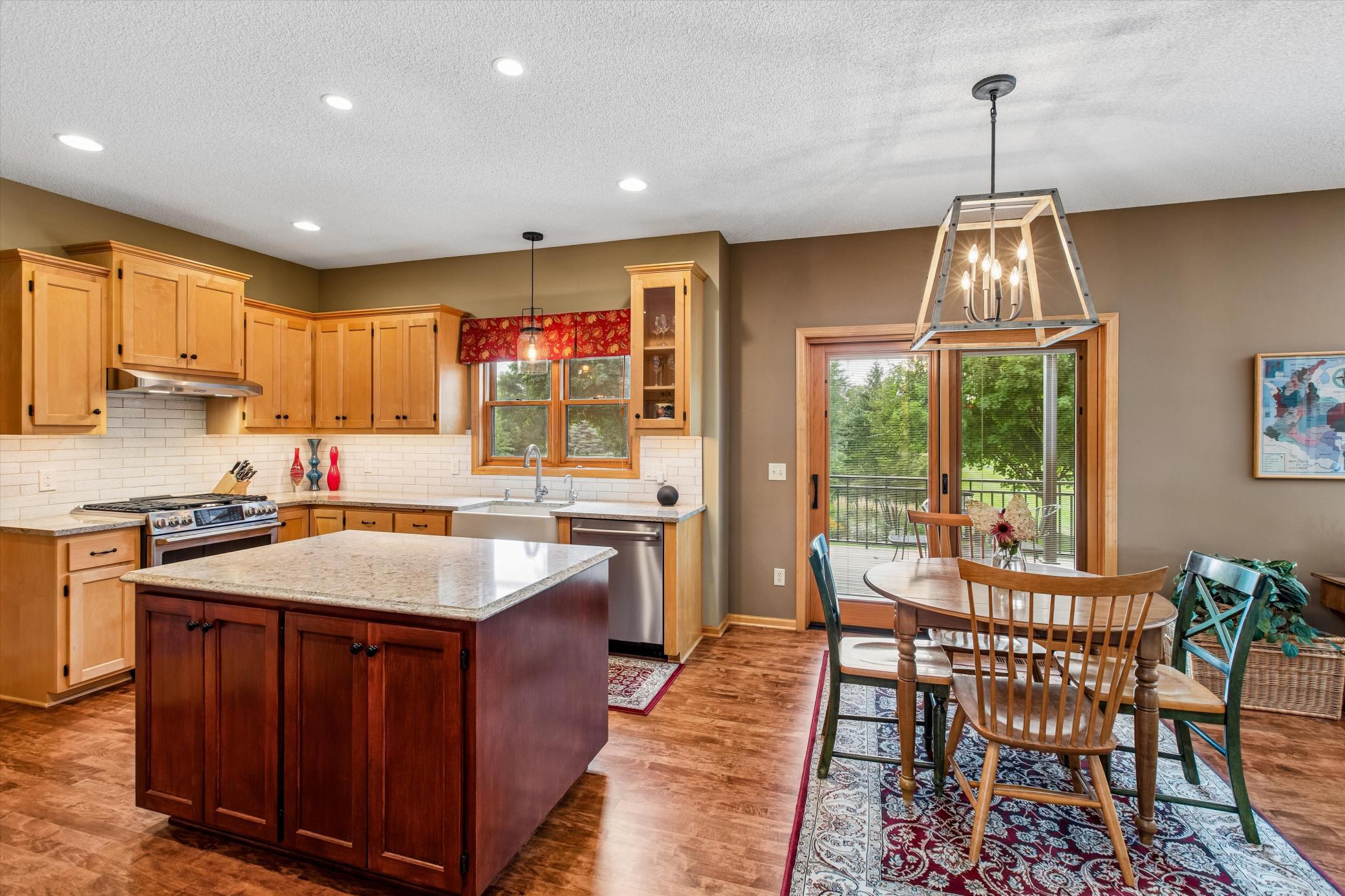 8906 Almquist Way Property Photo 11