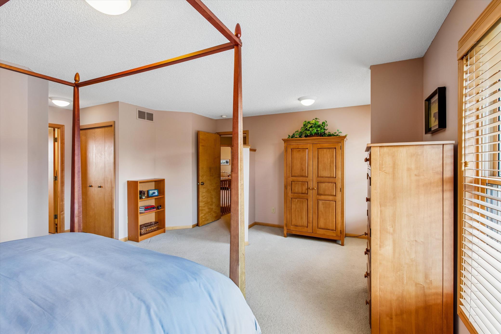 8906 Almquist Way Property Photo 20