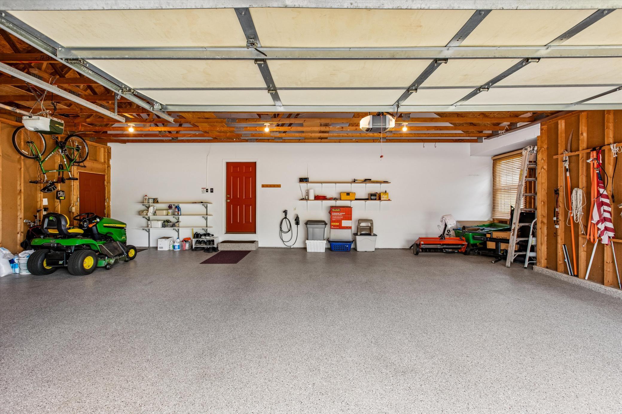 8906 Almquist Way Property Photo 35