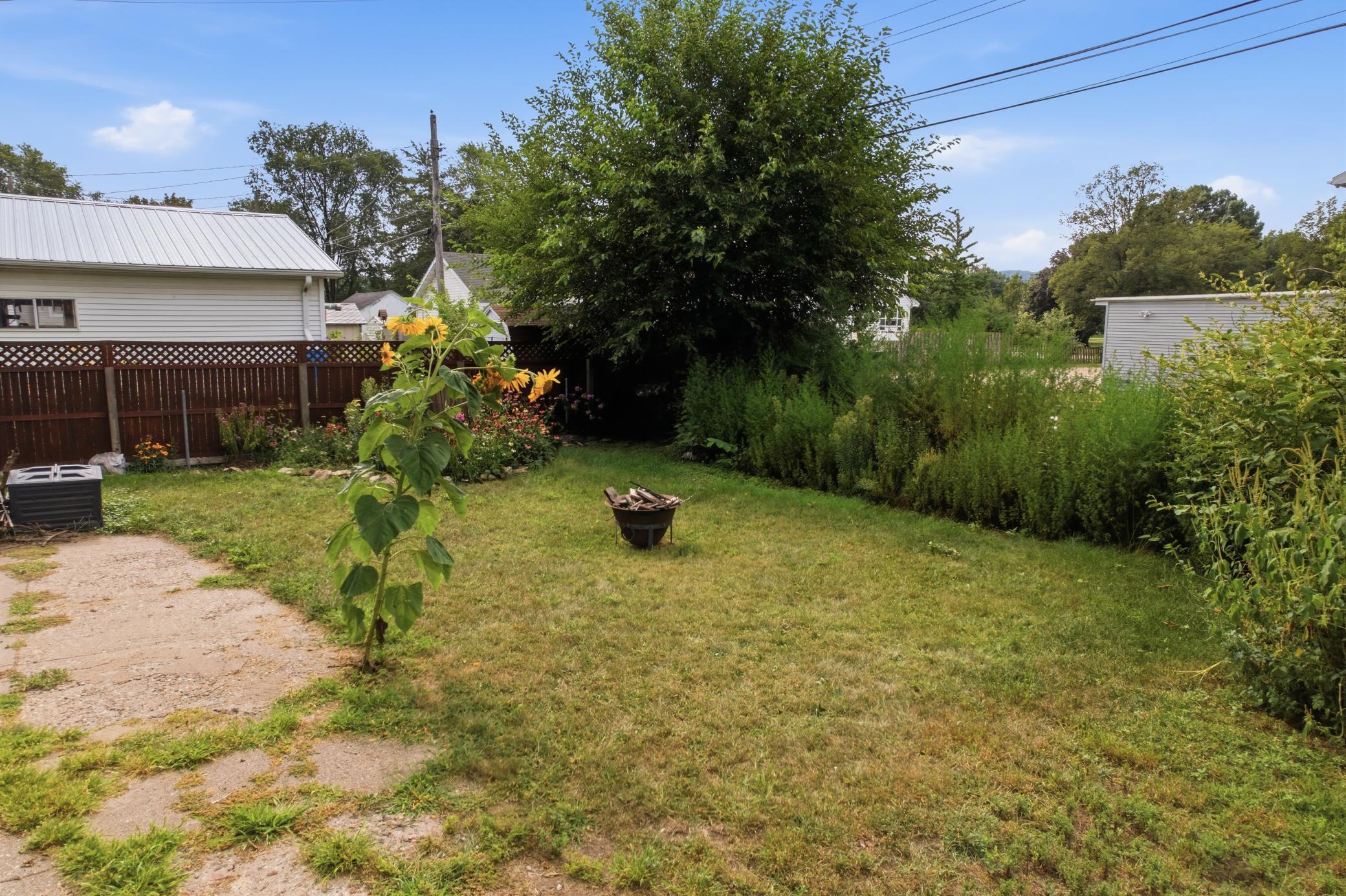 561 E Belleview Street Property Photo 15