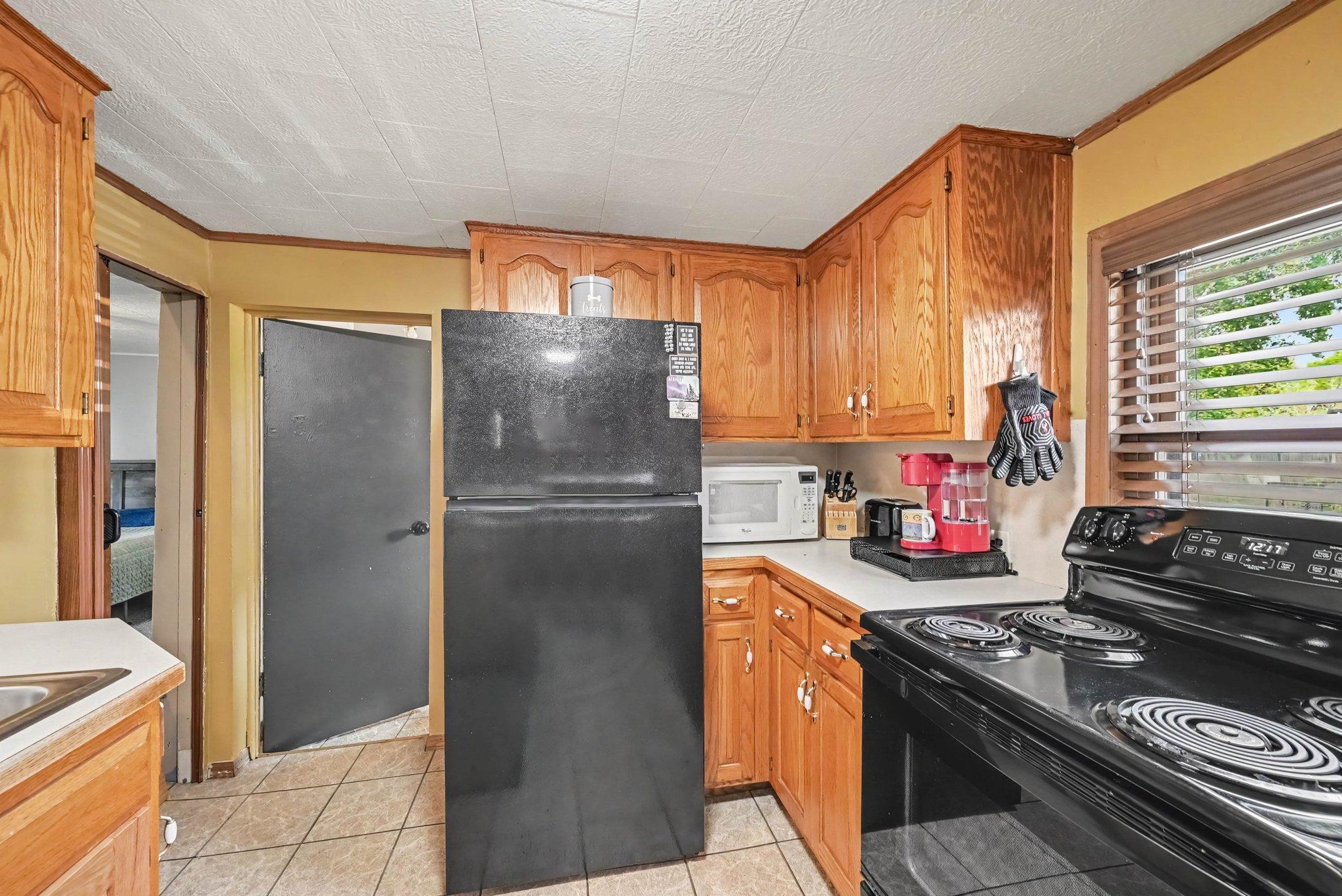 20466 Langford Way Property Photo 8