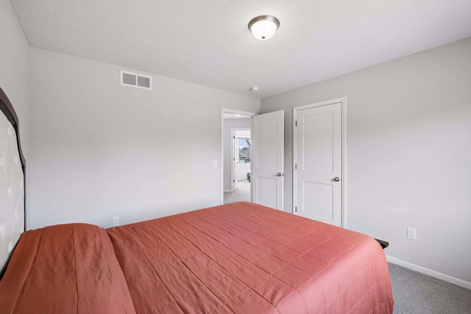 13938 Ashford Path Property Photo 33