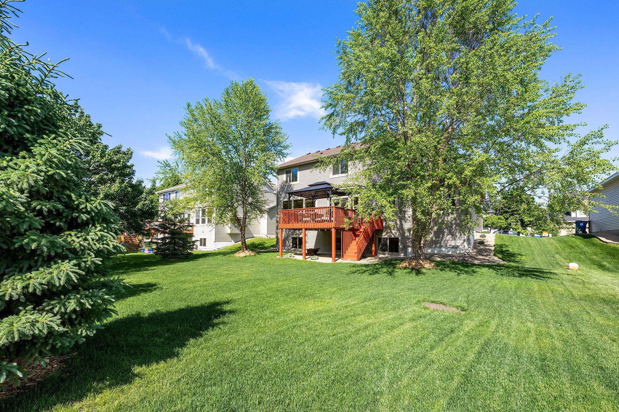 1774 Fox Run Property Photo 8