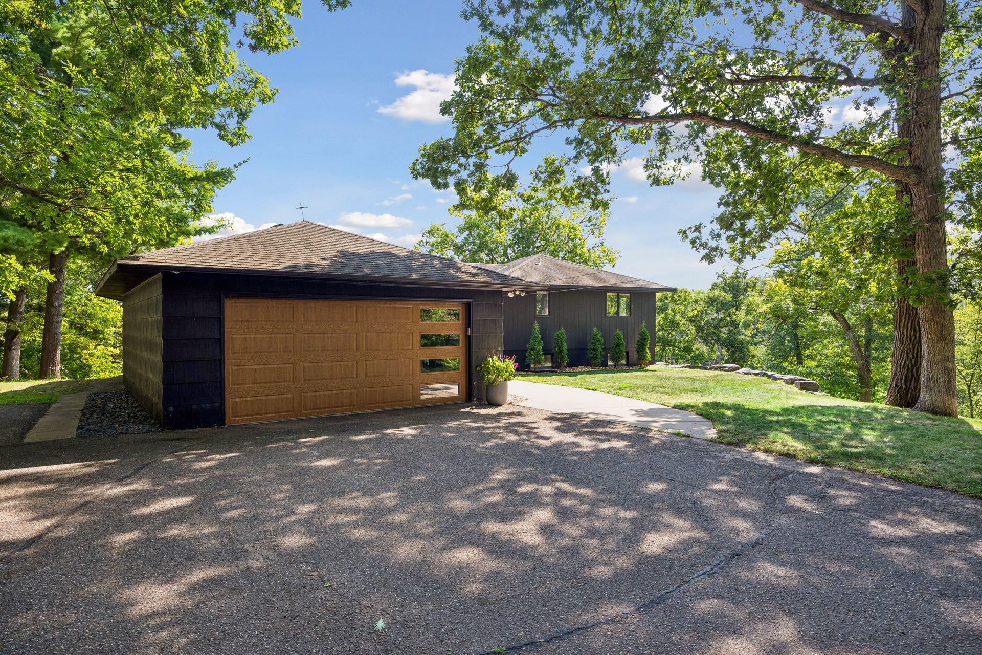 5409 Highland Road Property Photo 4