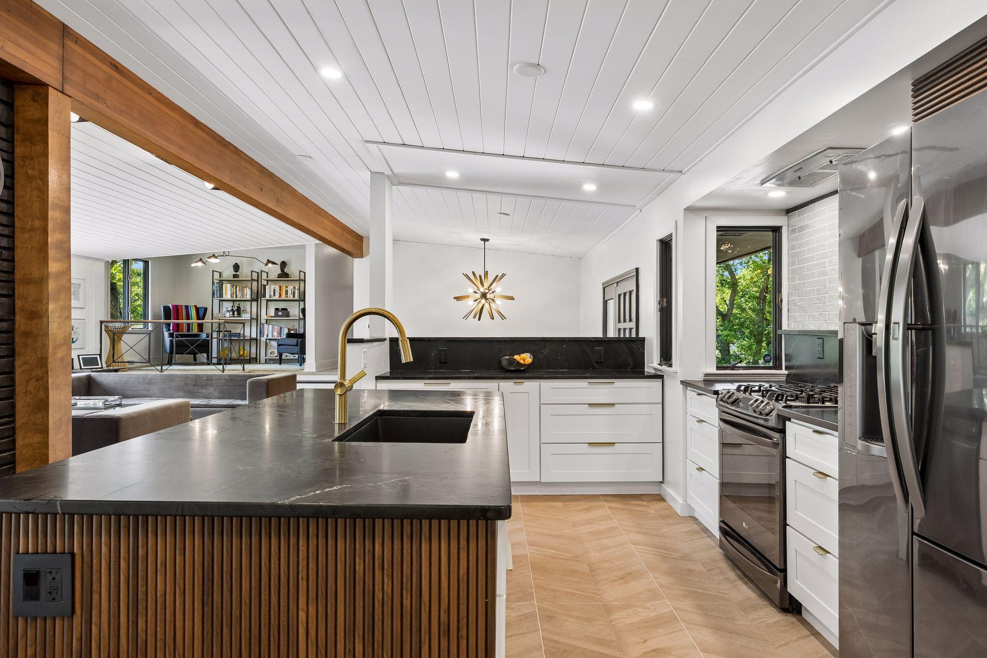 5409 Highland Road Property Photo 19