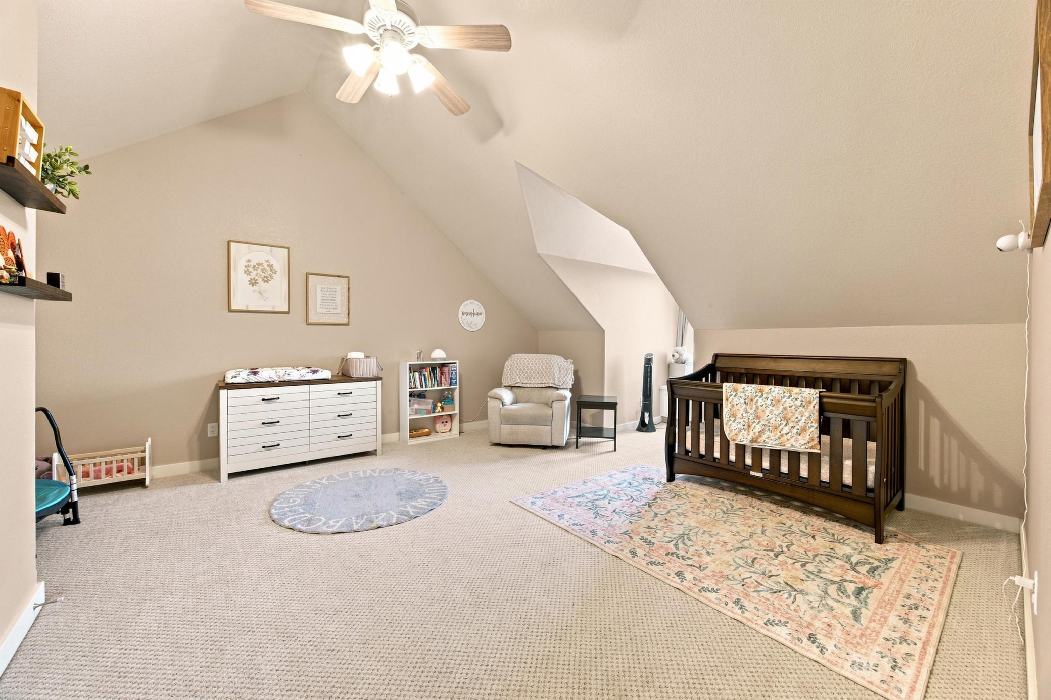823 Birdie Court Property Photo 21