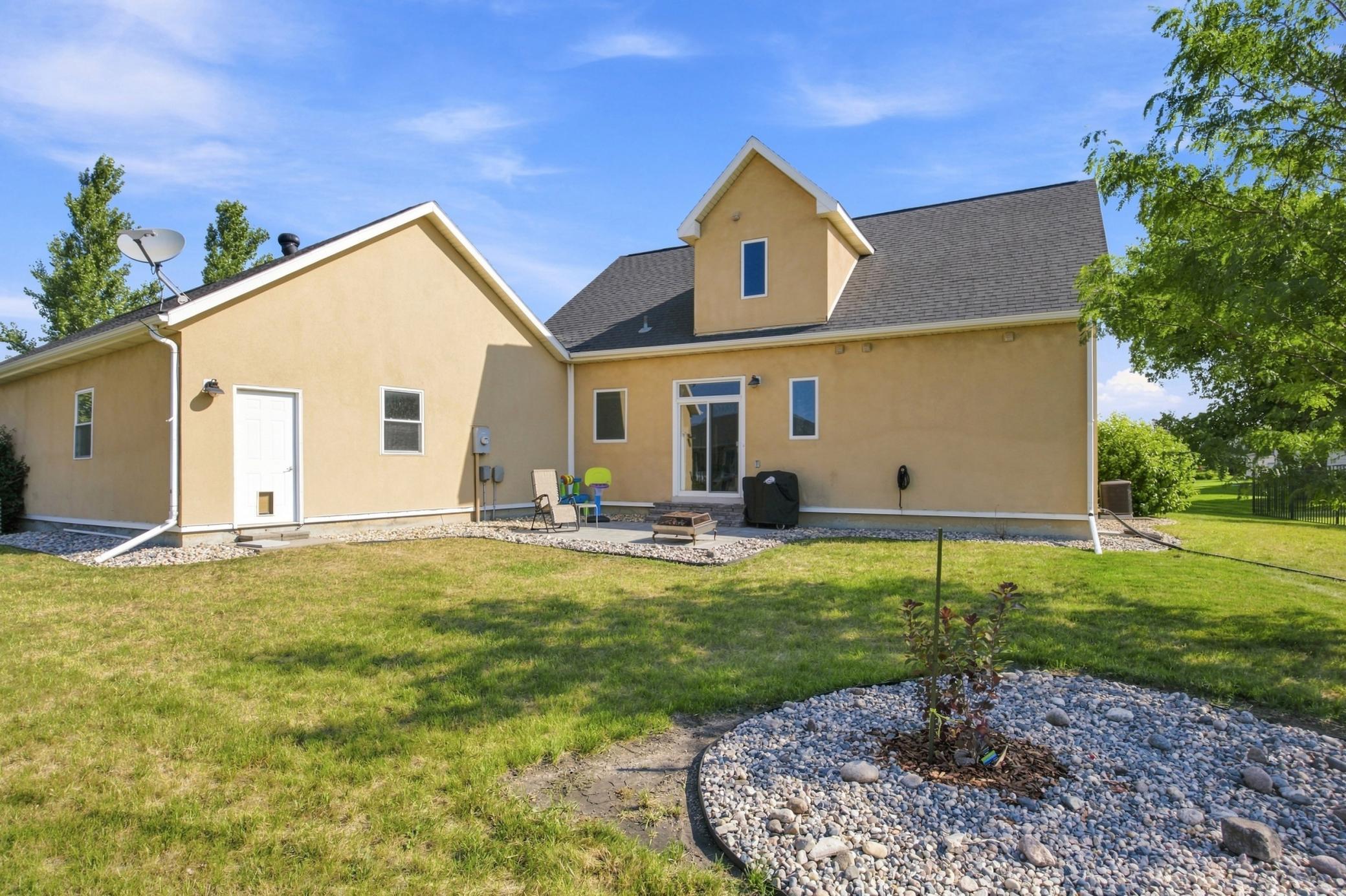 823 Birdie Court Property Photo 26