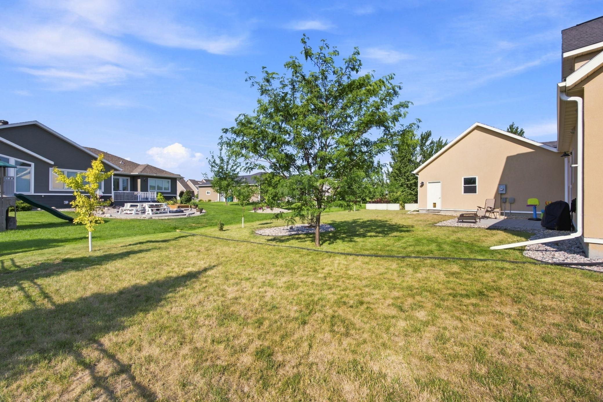 823 Birdie Court Property Photo 27