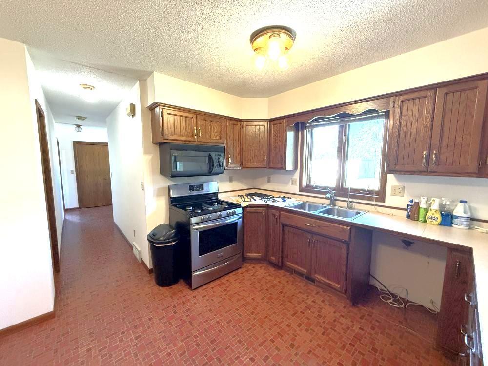 3251 200th Street Property Photo 29