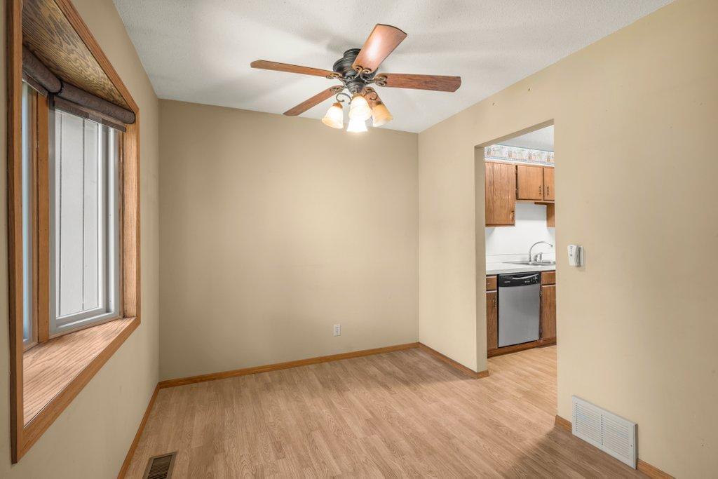 244 W Eagle Lake Drive Property Photo 5