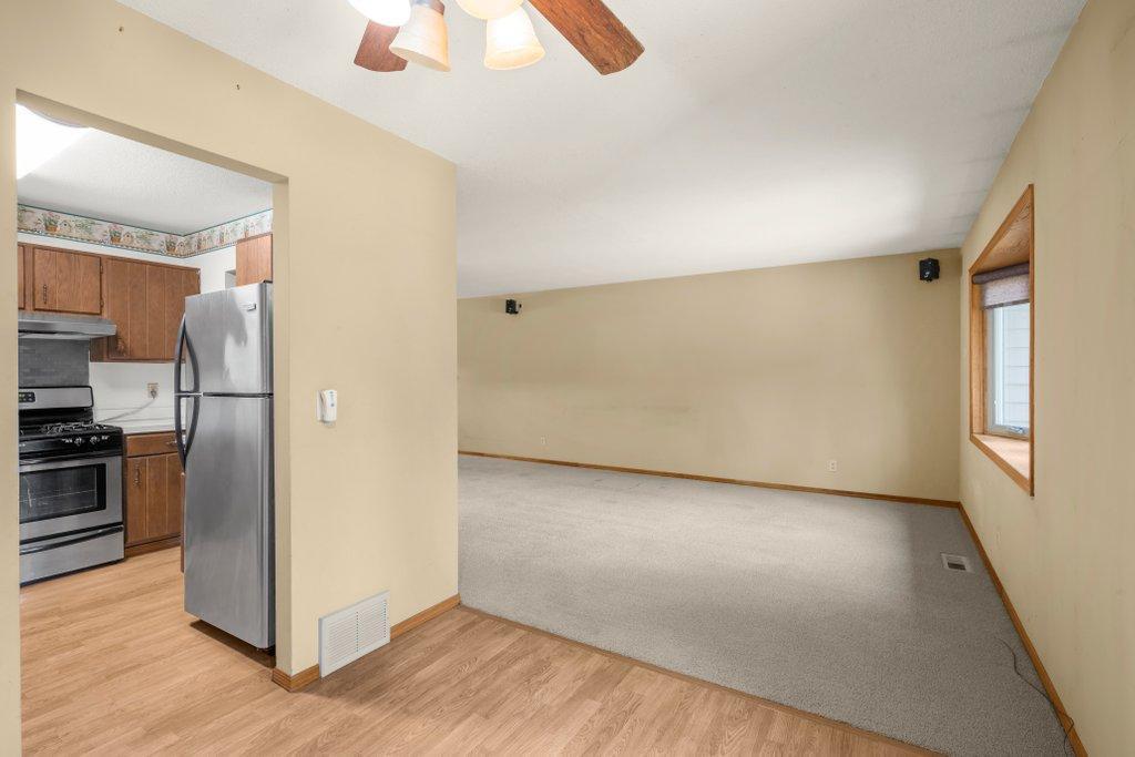 244 W Eagle Lake Drive Property Photo 6