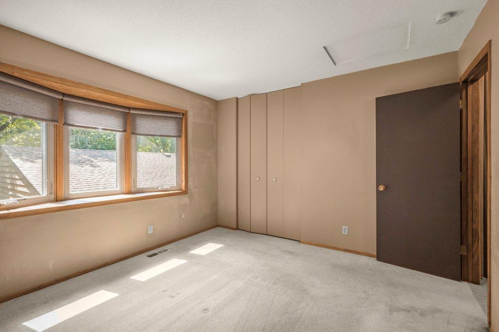 244 W Eagle Lake Drive Property Photo 11