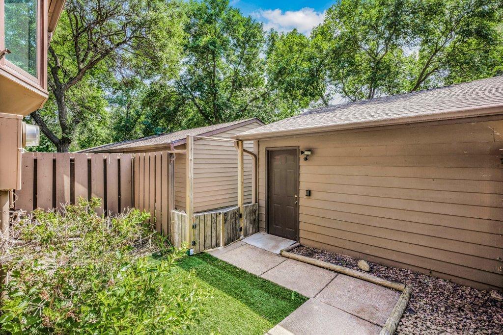 244 W Eagle Lake Drive Property Photo 22