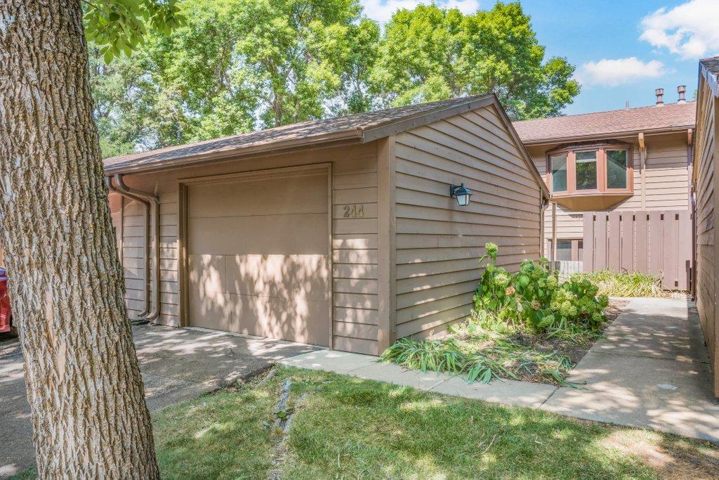 244 W Eagle Lake Drive Property Photo 26