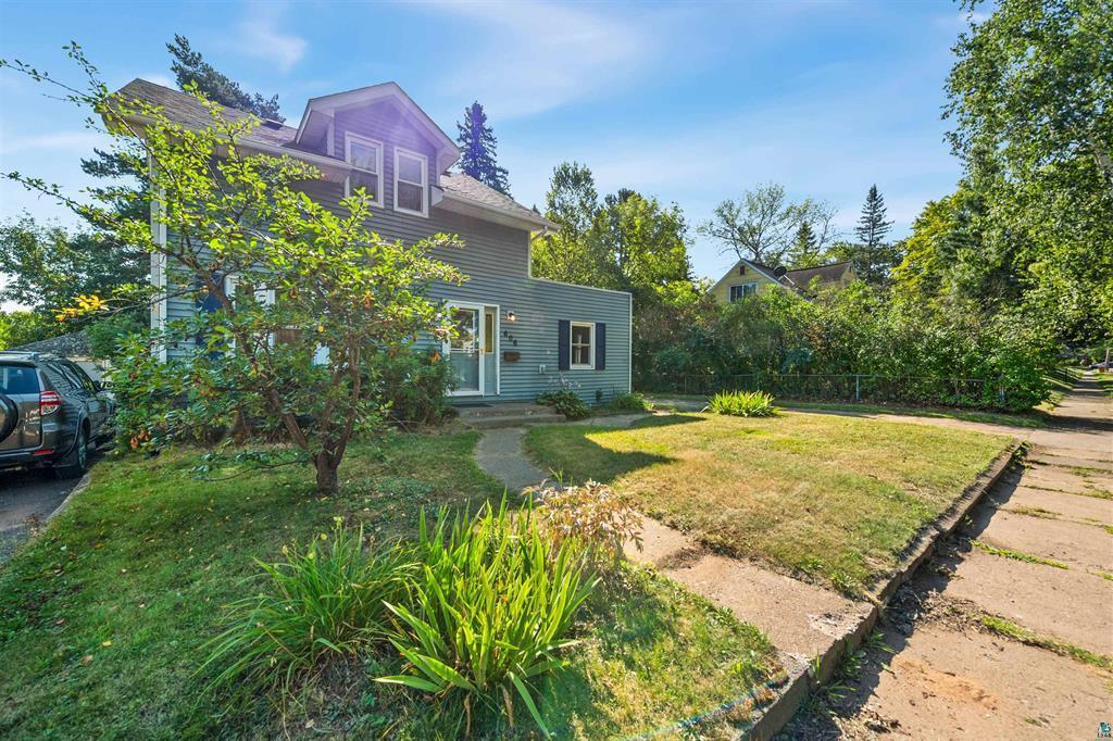 606 Maple Street Property Photo 5