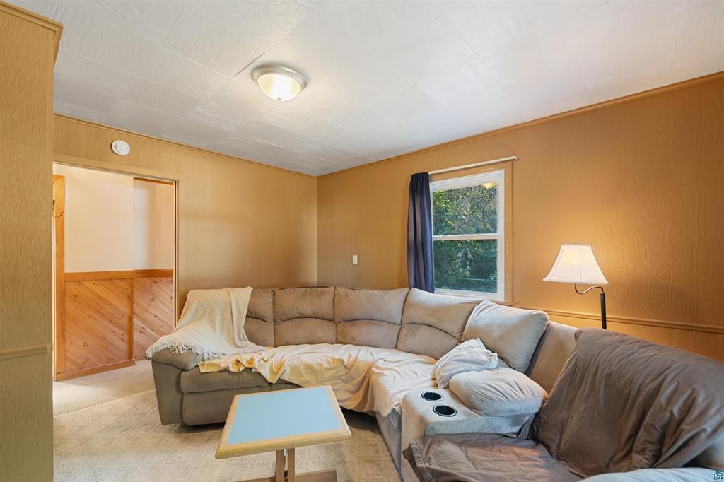 606 Maple Street Property Photo 13