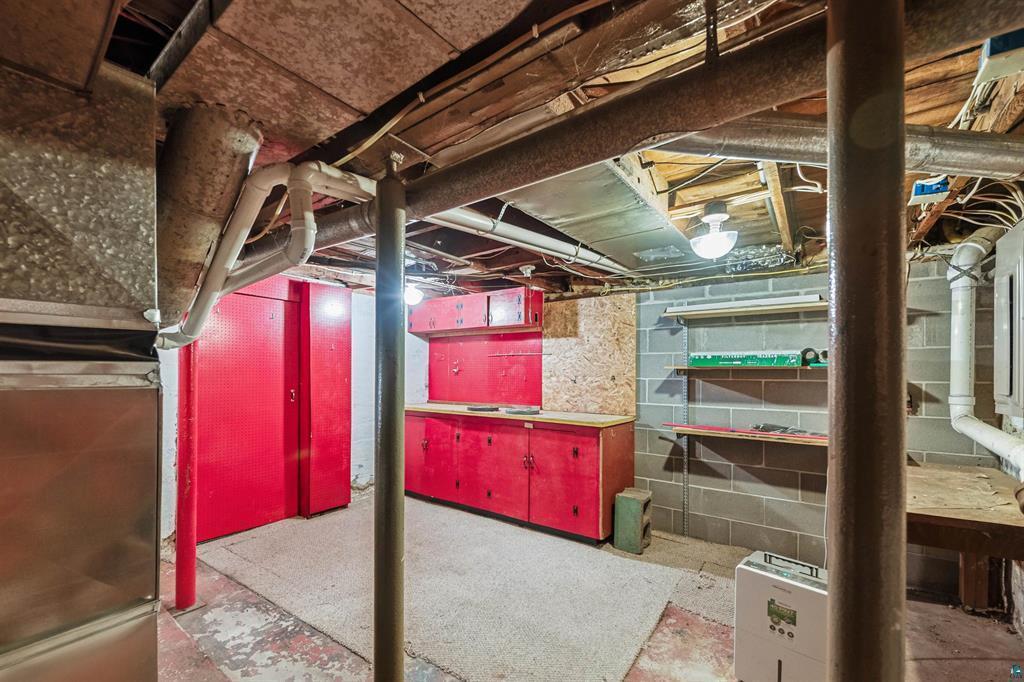 606 Maple Street Property Photo 25
