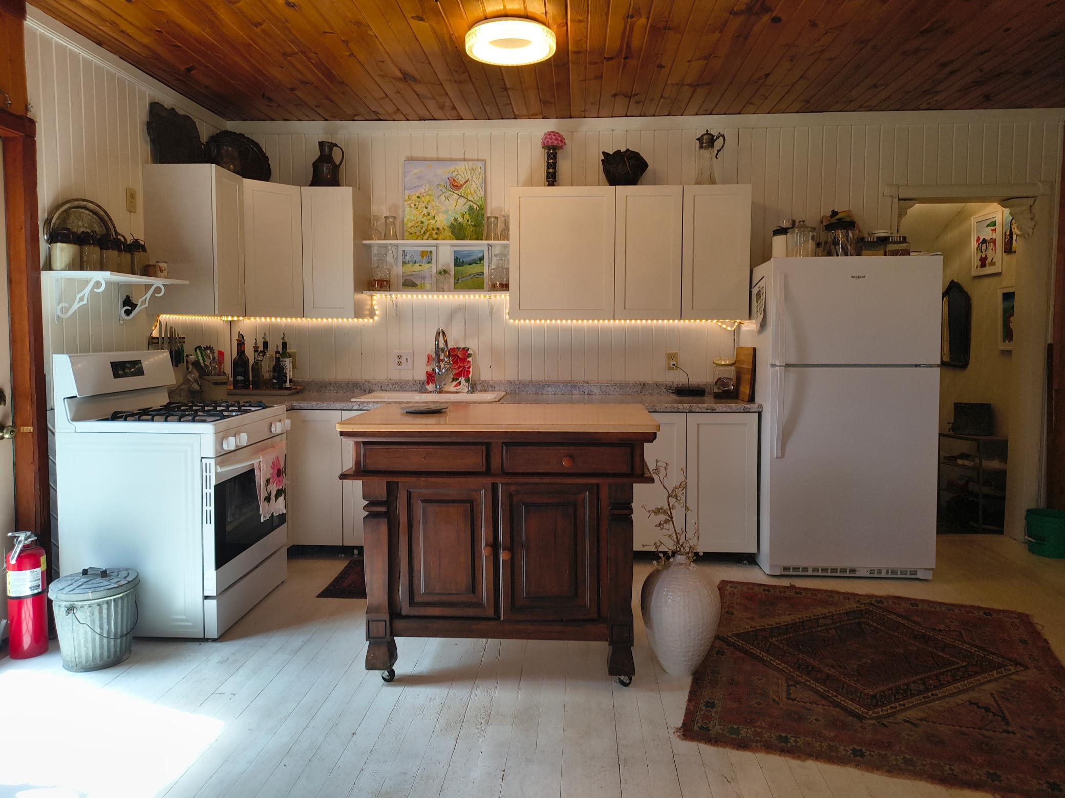 217 Ives Street Property Photo 5