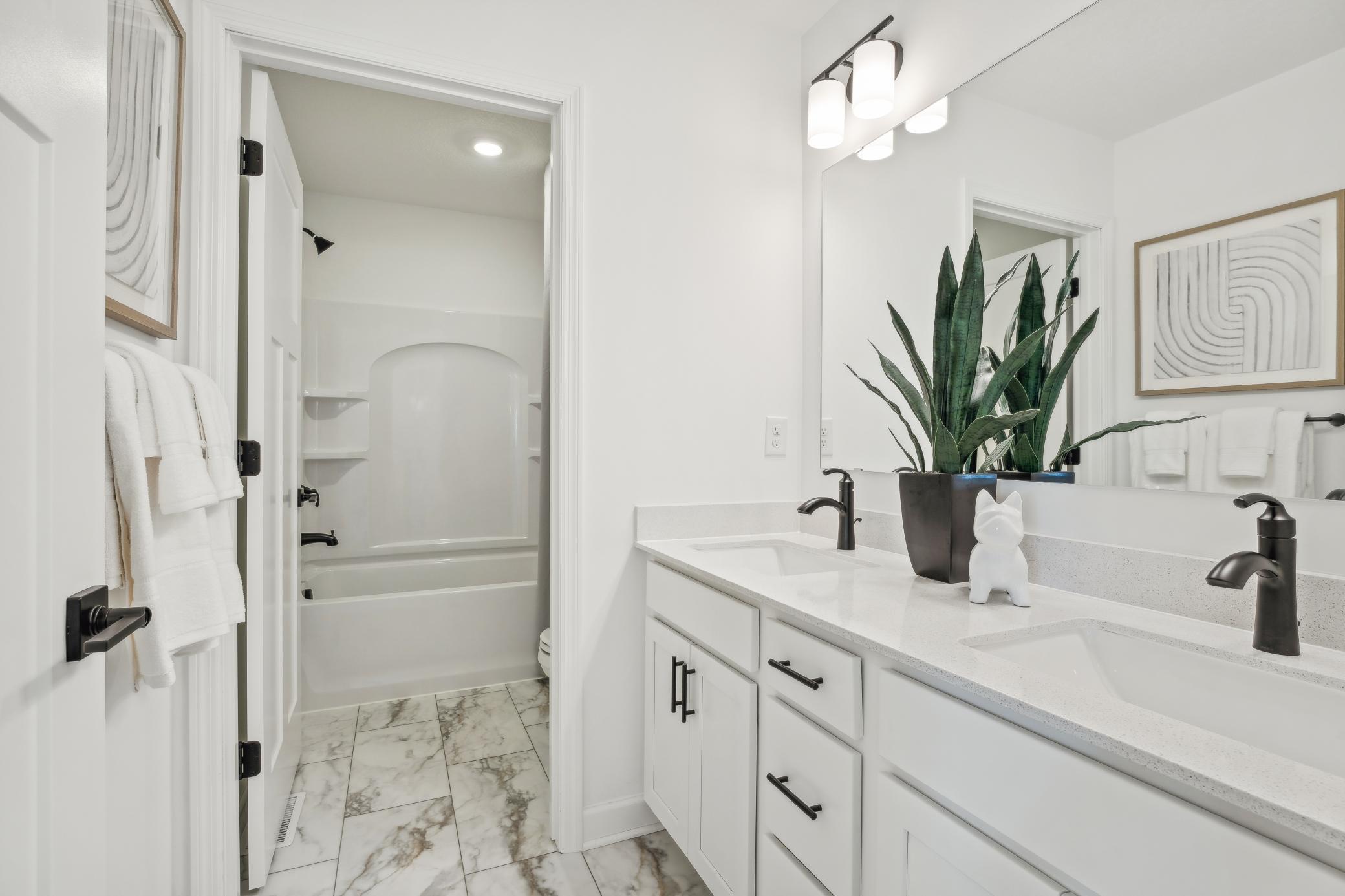 5061 Long Pointe Drive Property Photo 41