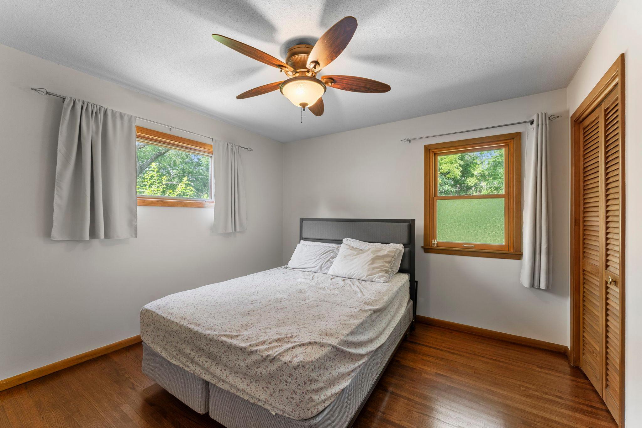 9725 Queen Road Property Photo 14