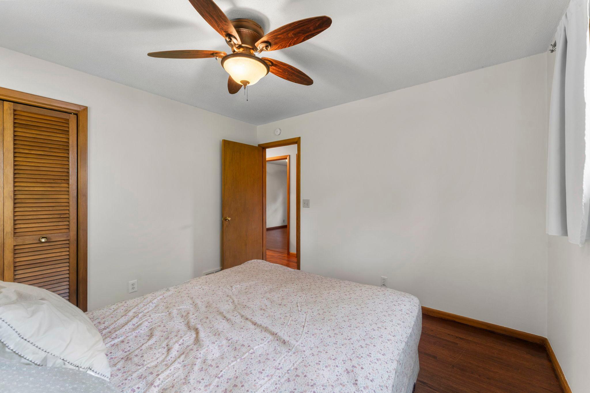 9725 Queen Road Property Photo 15