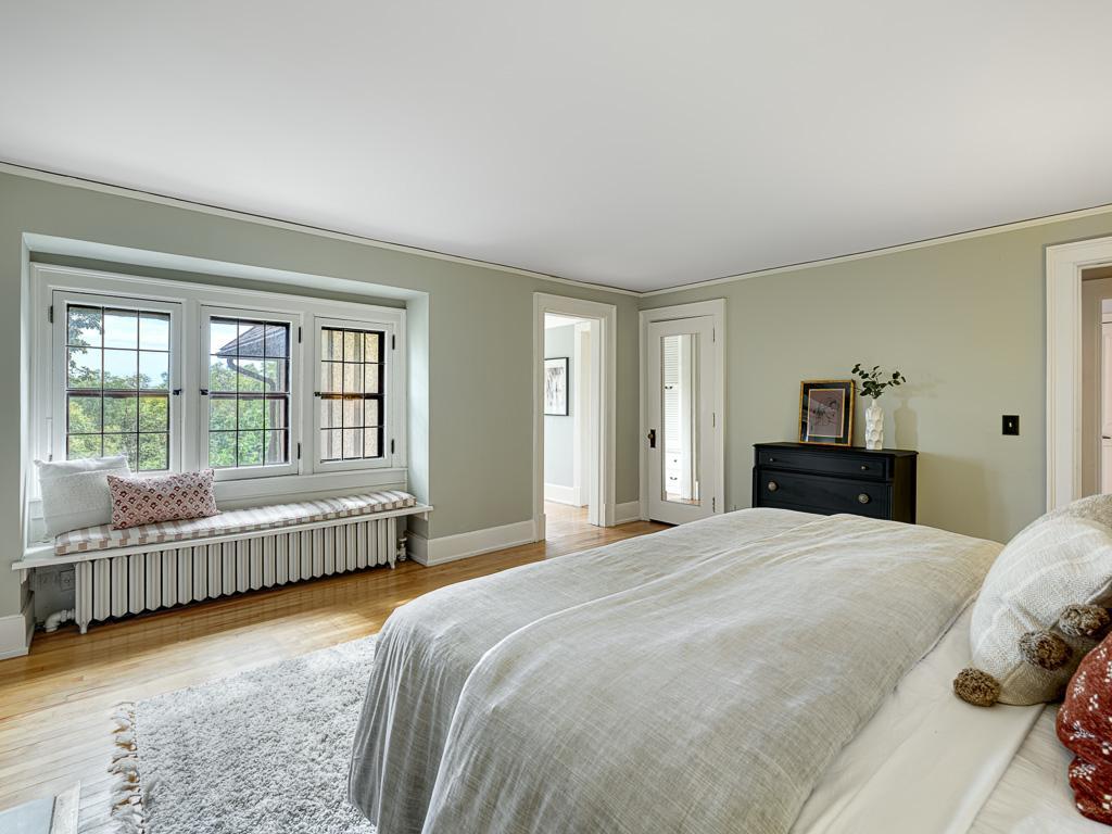 754 Linwood Avenue Property Photo 14
