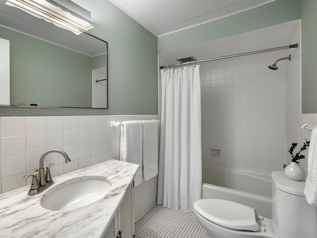754 Linwood Avenue Property Photo 17