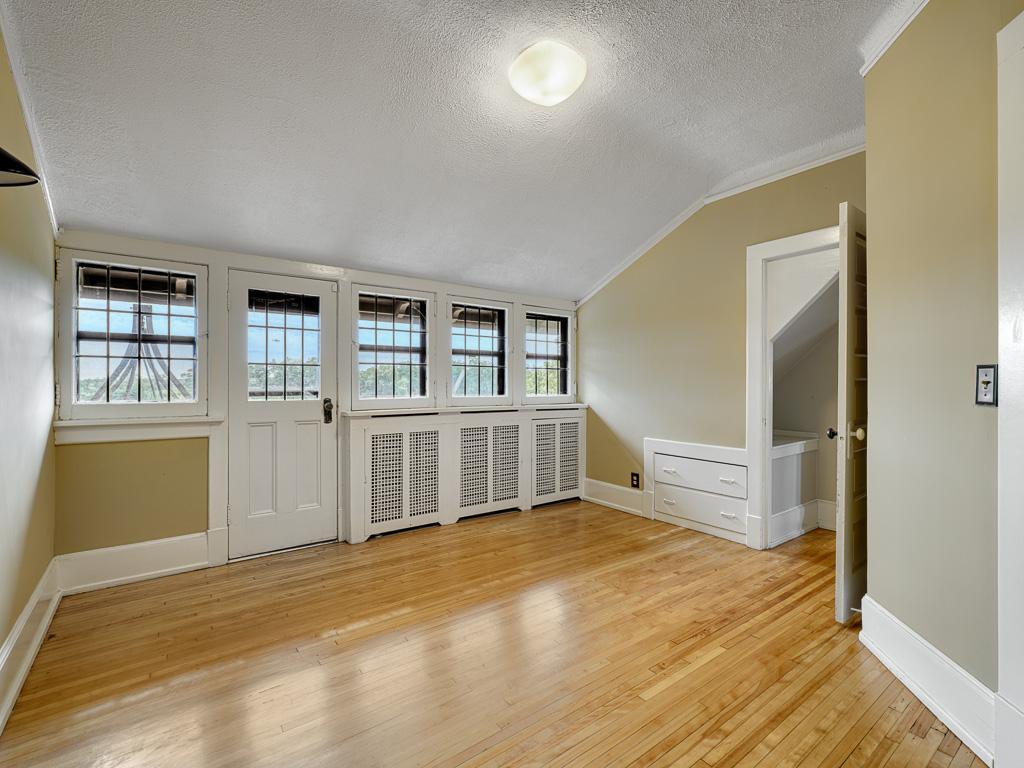 754 Linwood Avenue Property Photo 41
