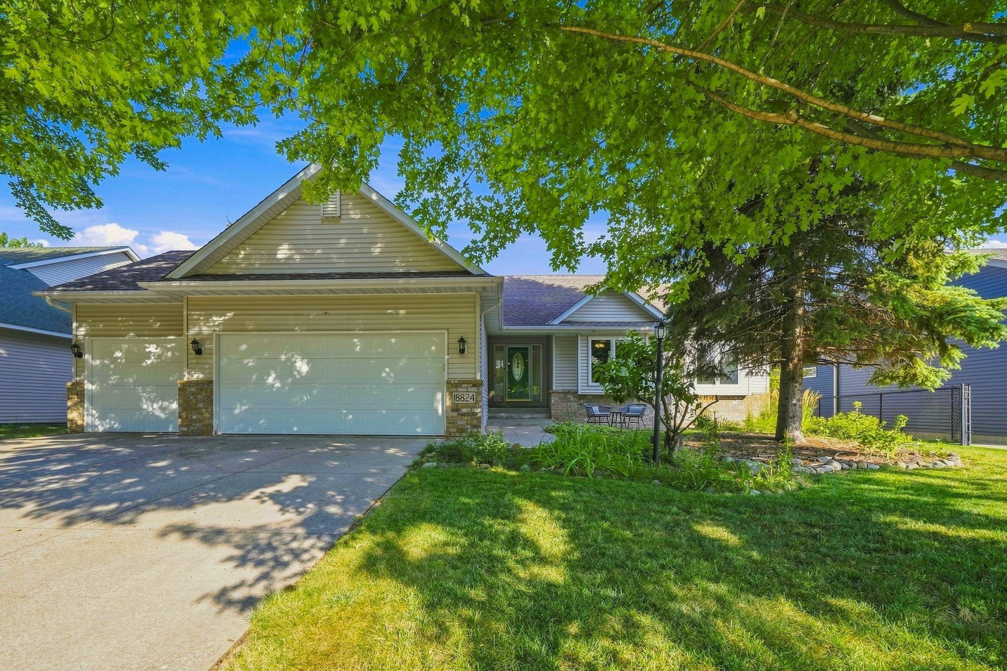 18824 Excalibur Trail Property Photo 1