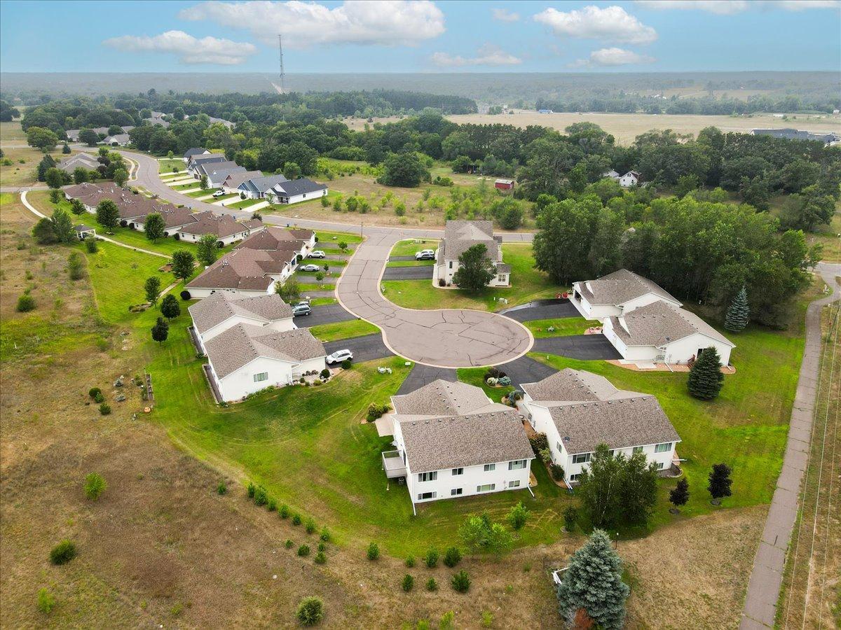 38260 Explorer Circle Property Photo 6